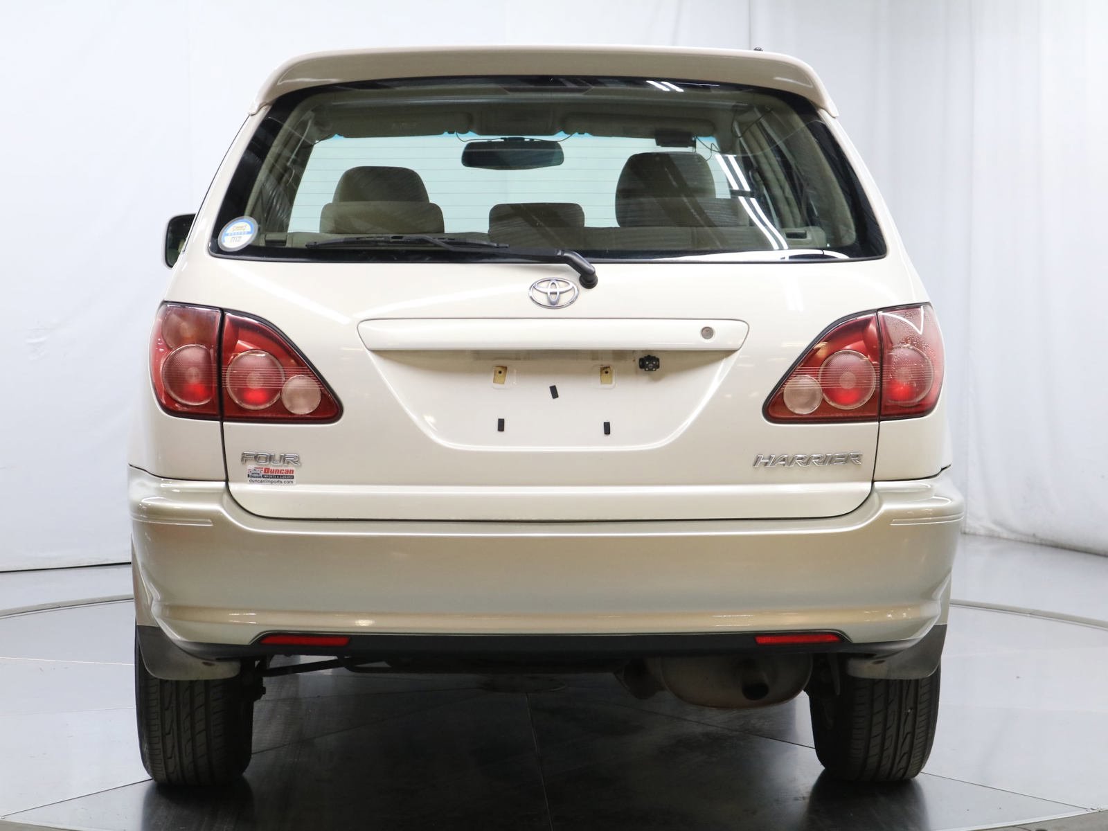 1998 Toyota Harrier 8