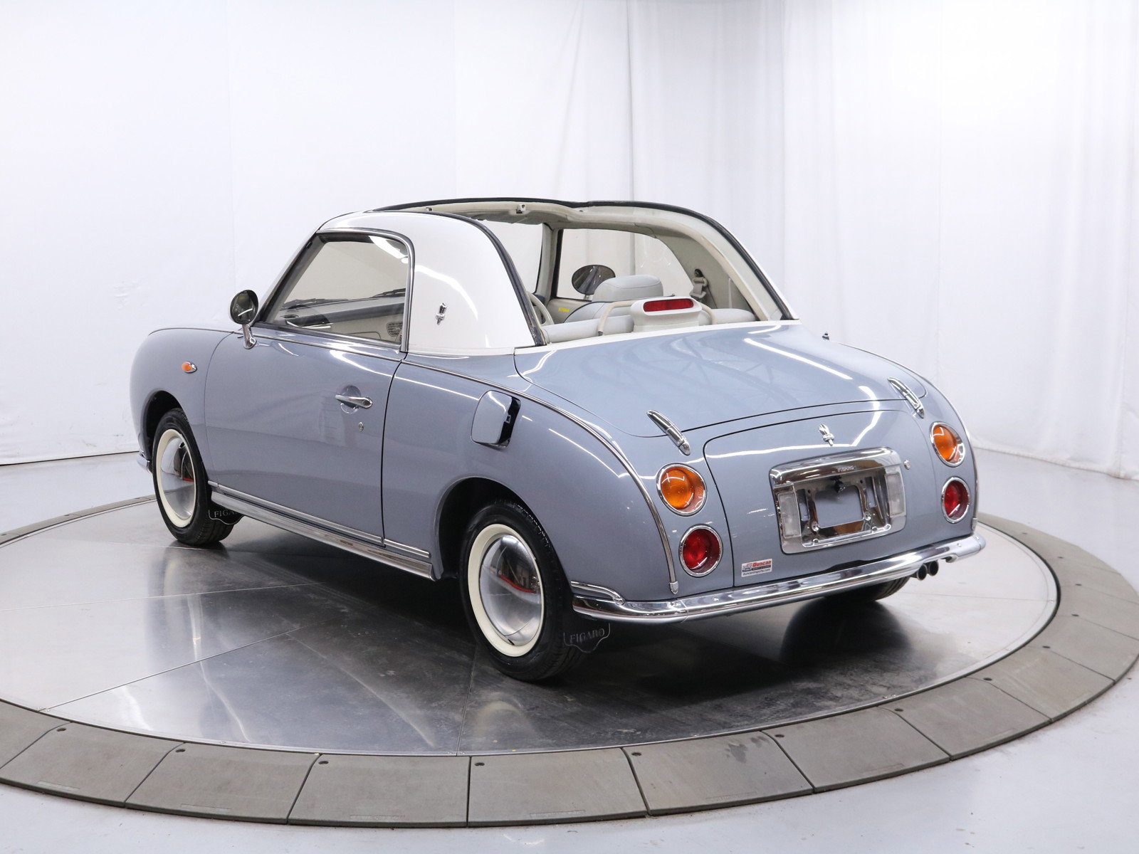 1991 Nissan Figaro 9