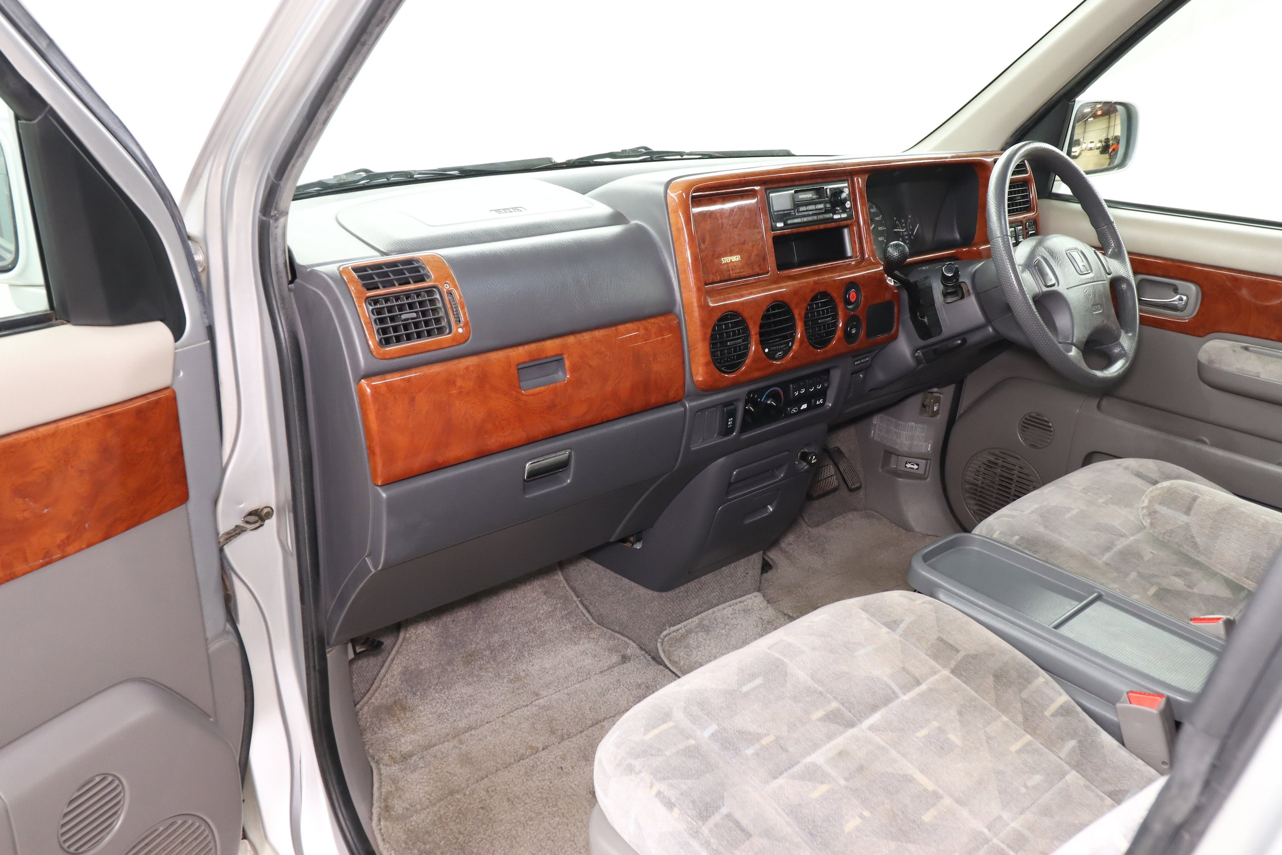 1998 Honda StepWgn 20