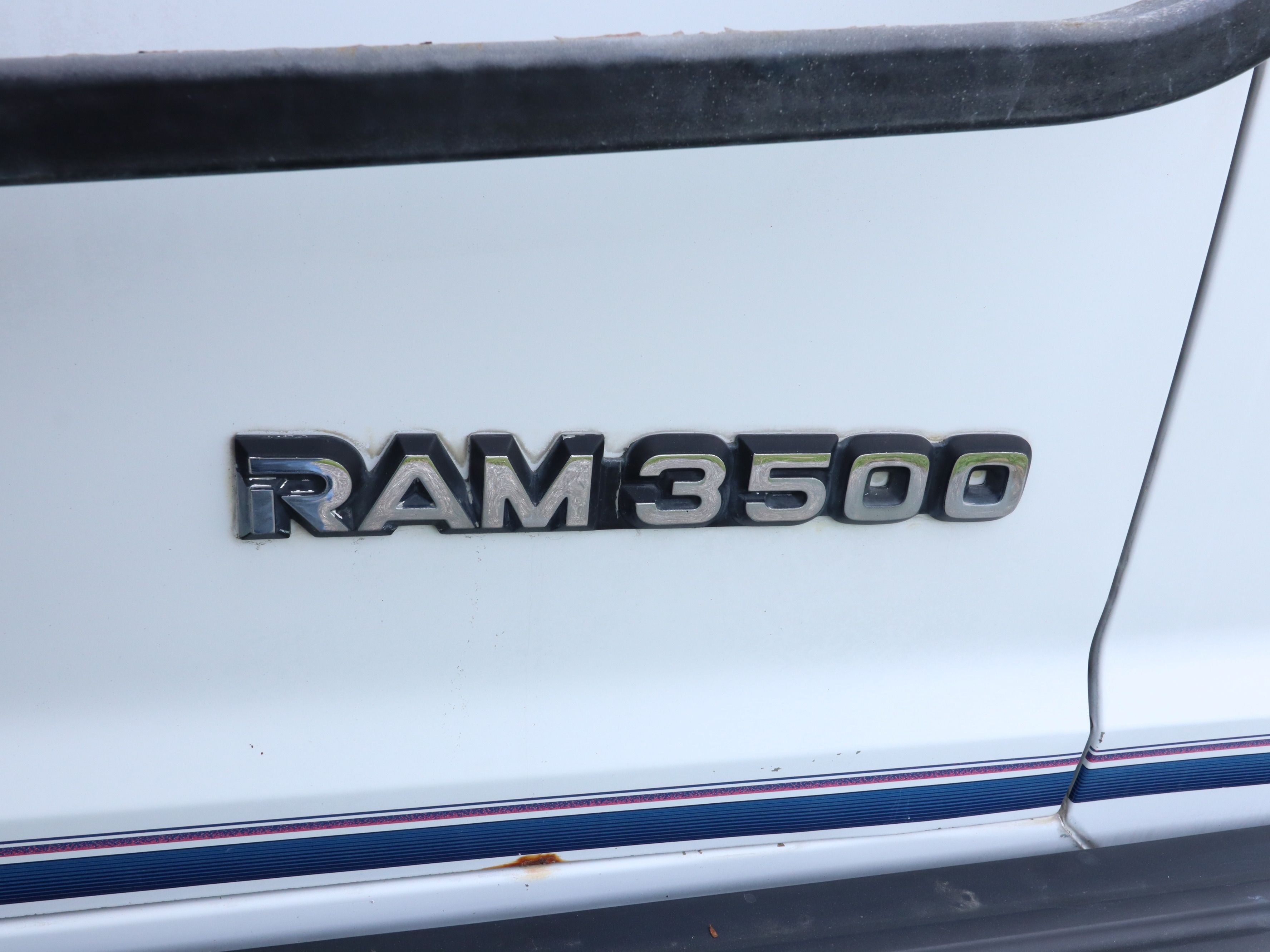 1995 Dodge Ram 60