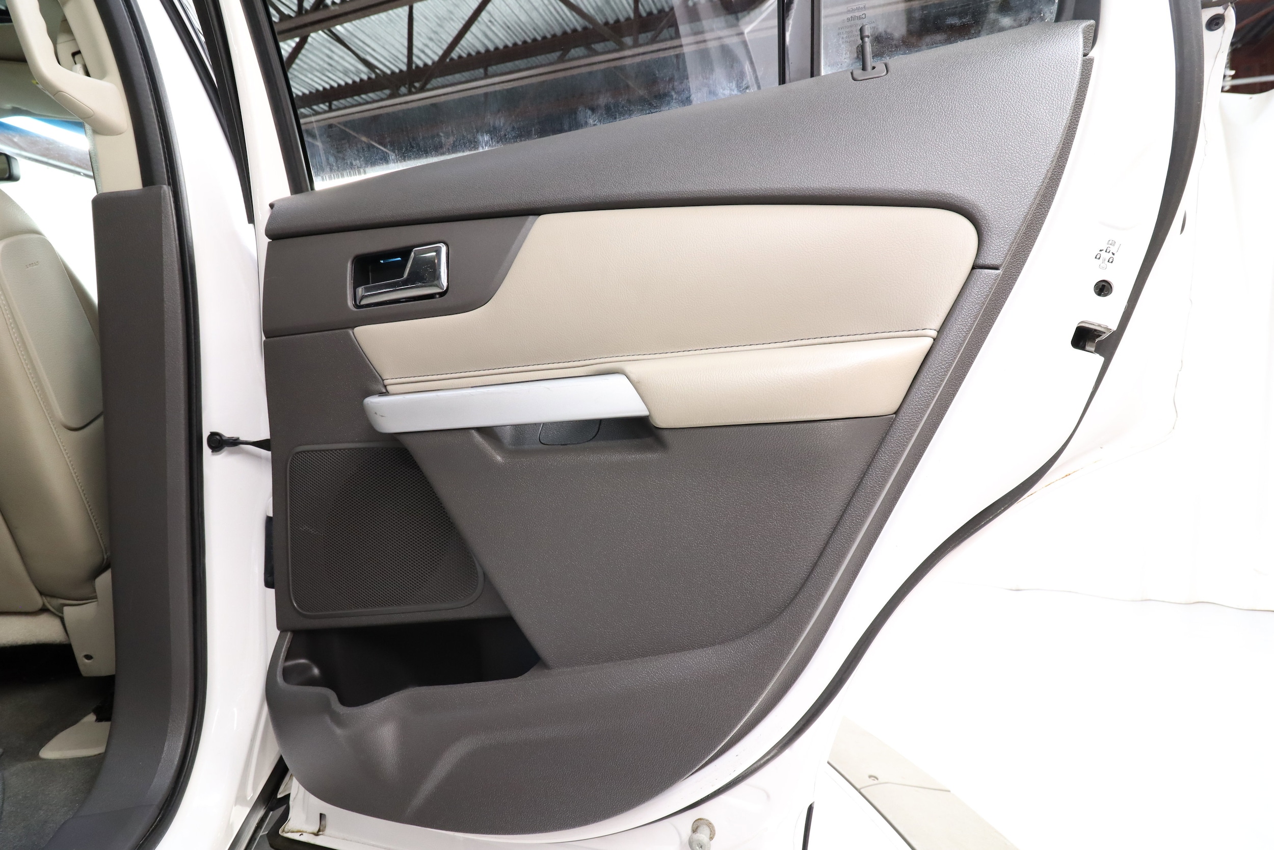 2012 Ford Edge 23