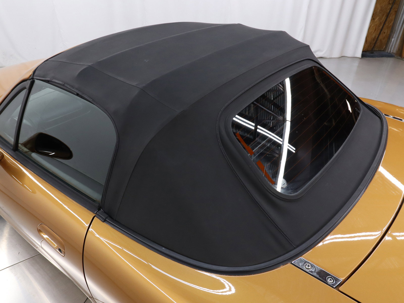 1998 Mazda Eunos Roadster 58