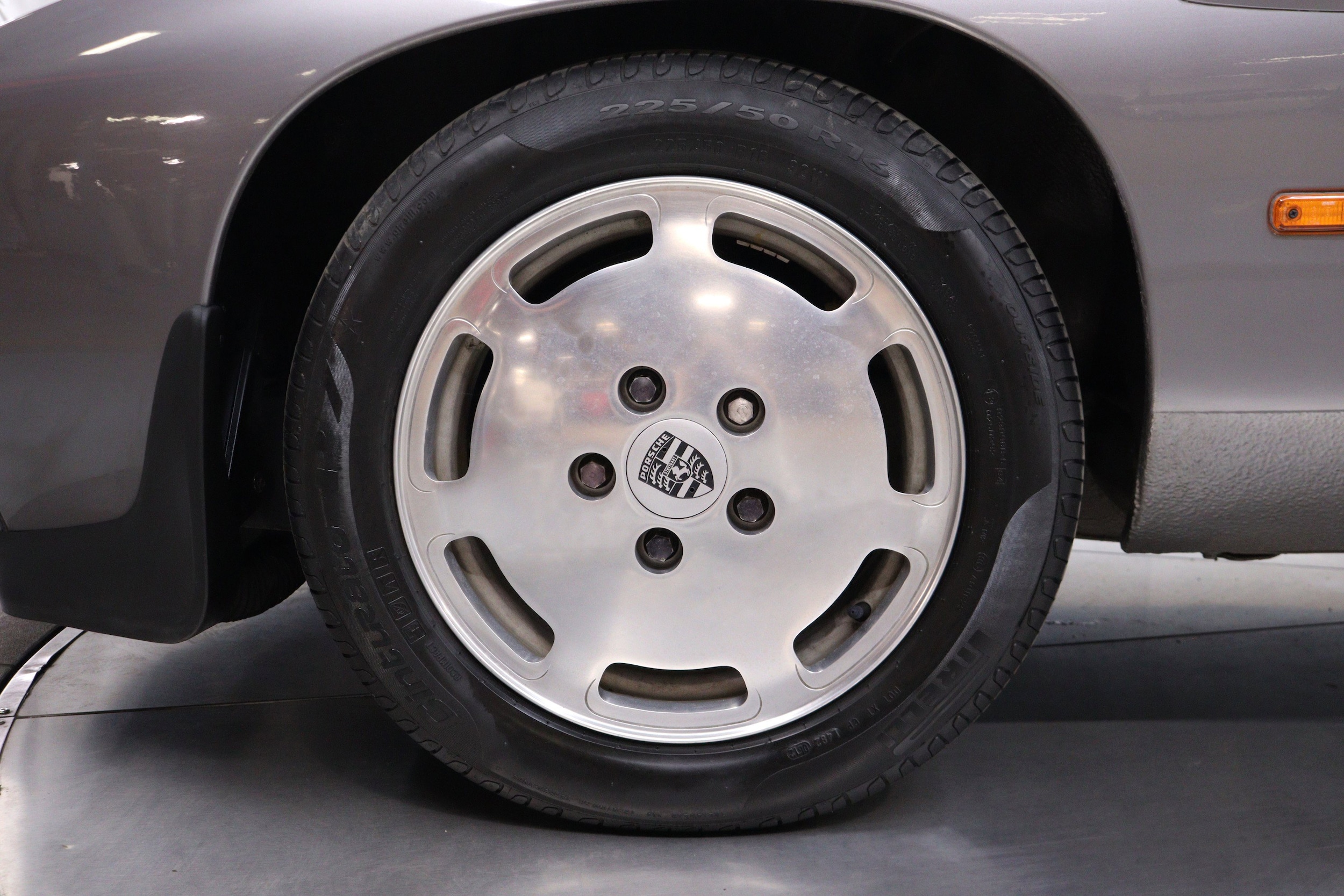 1982 Porsche 928 26