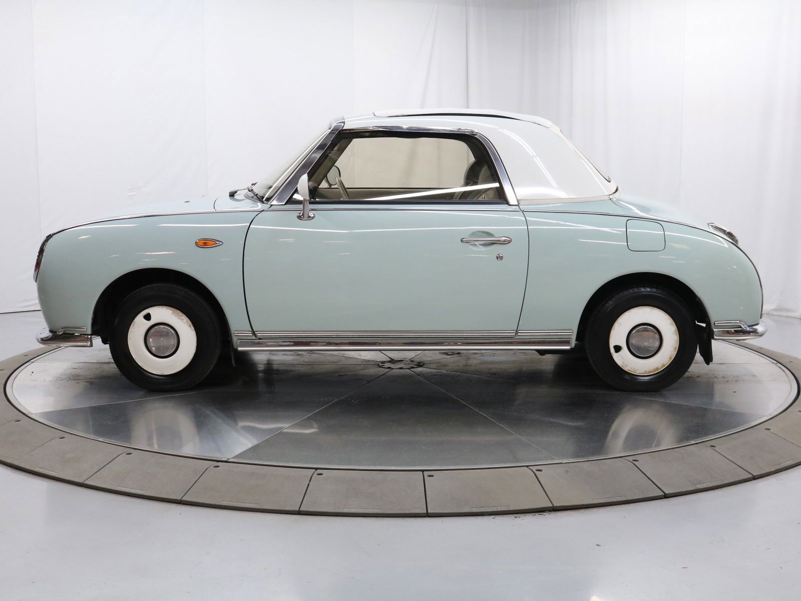 1991 Nissan Figaro 4