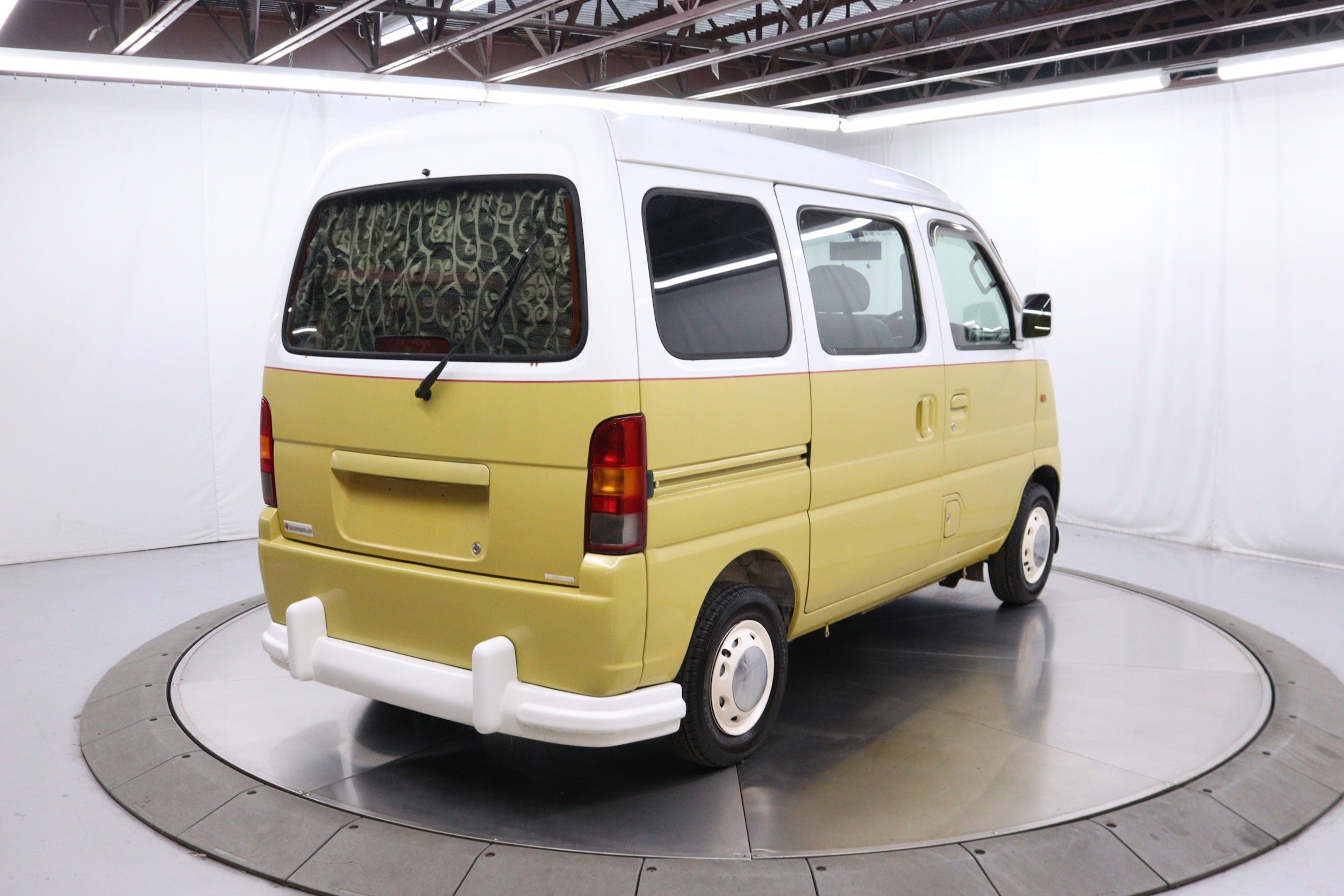 2004 Suzuki Every 7