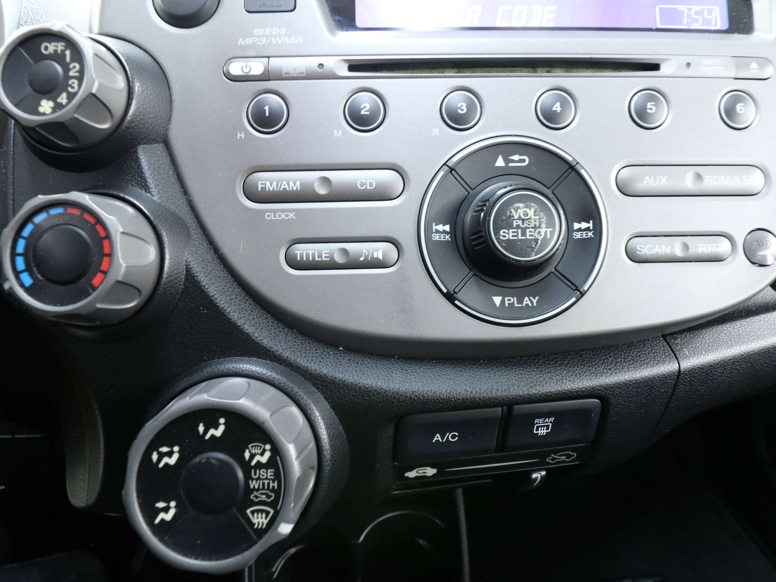 2010 Honda Fit 13