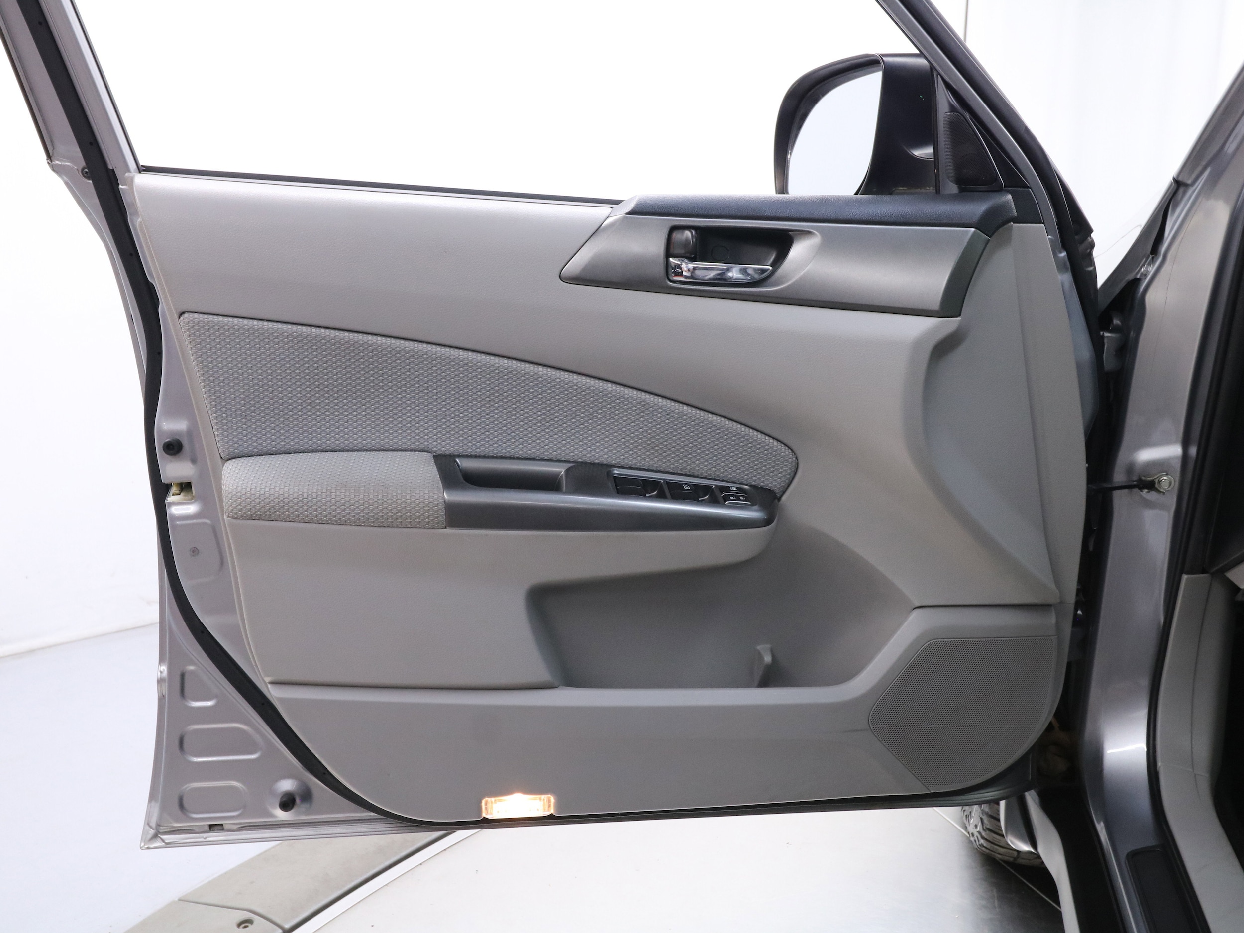 2011 Subaru Forester 23