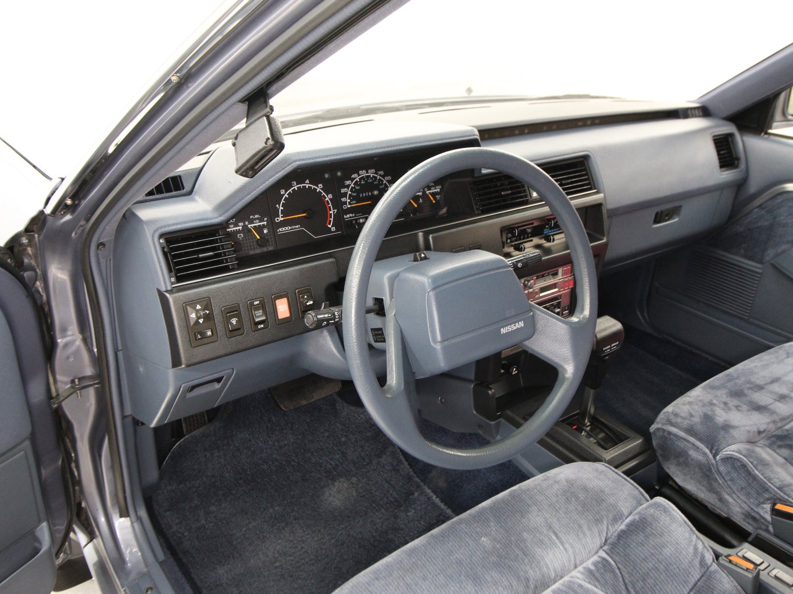 1987 Nissan Maxima 20