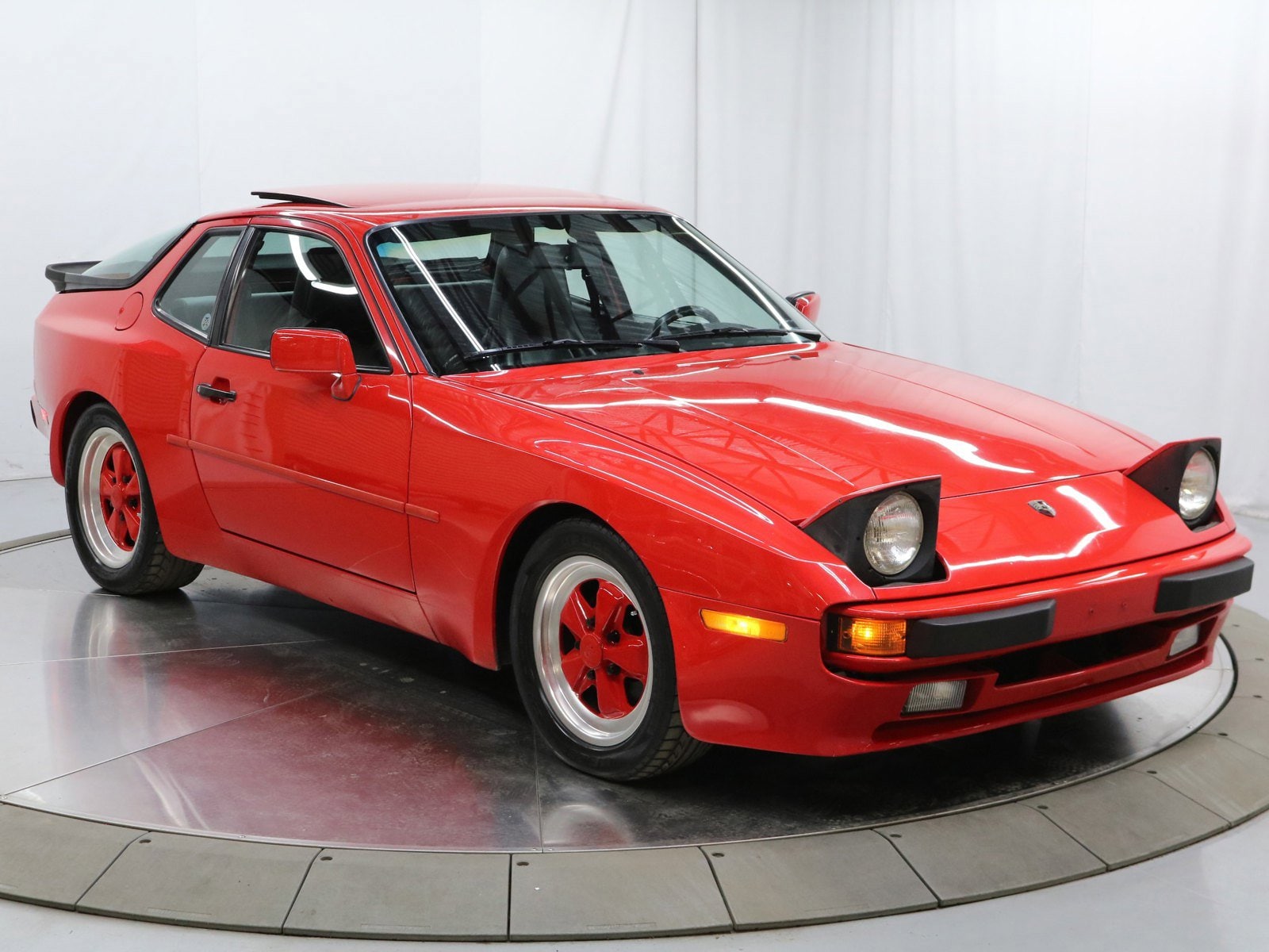 1986 Porsche 944 9