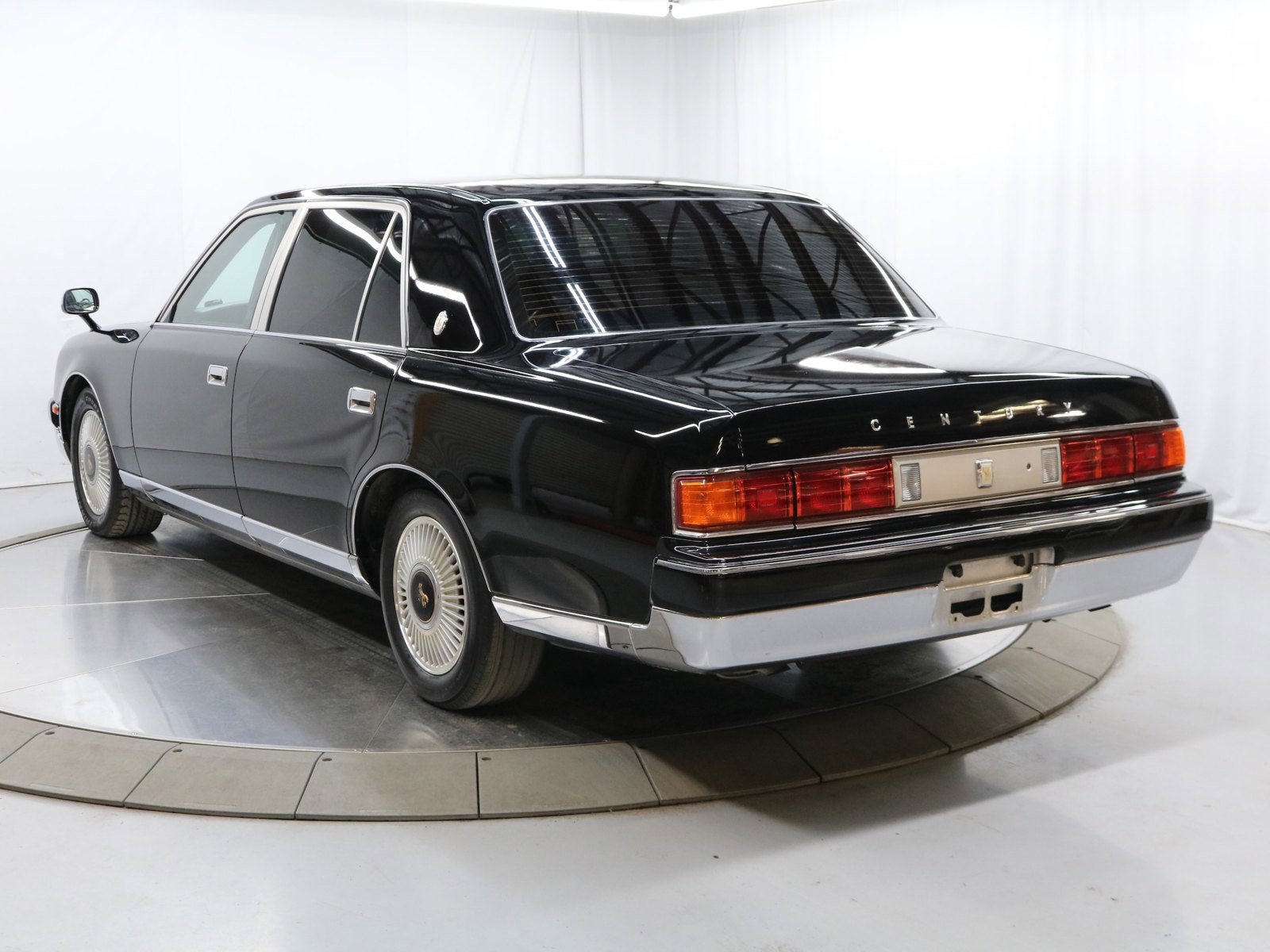 1997 Toyota Century 8