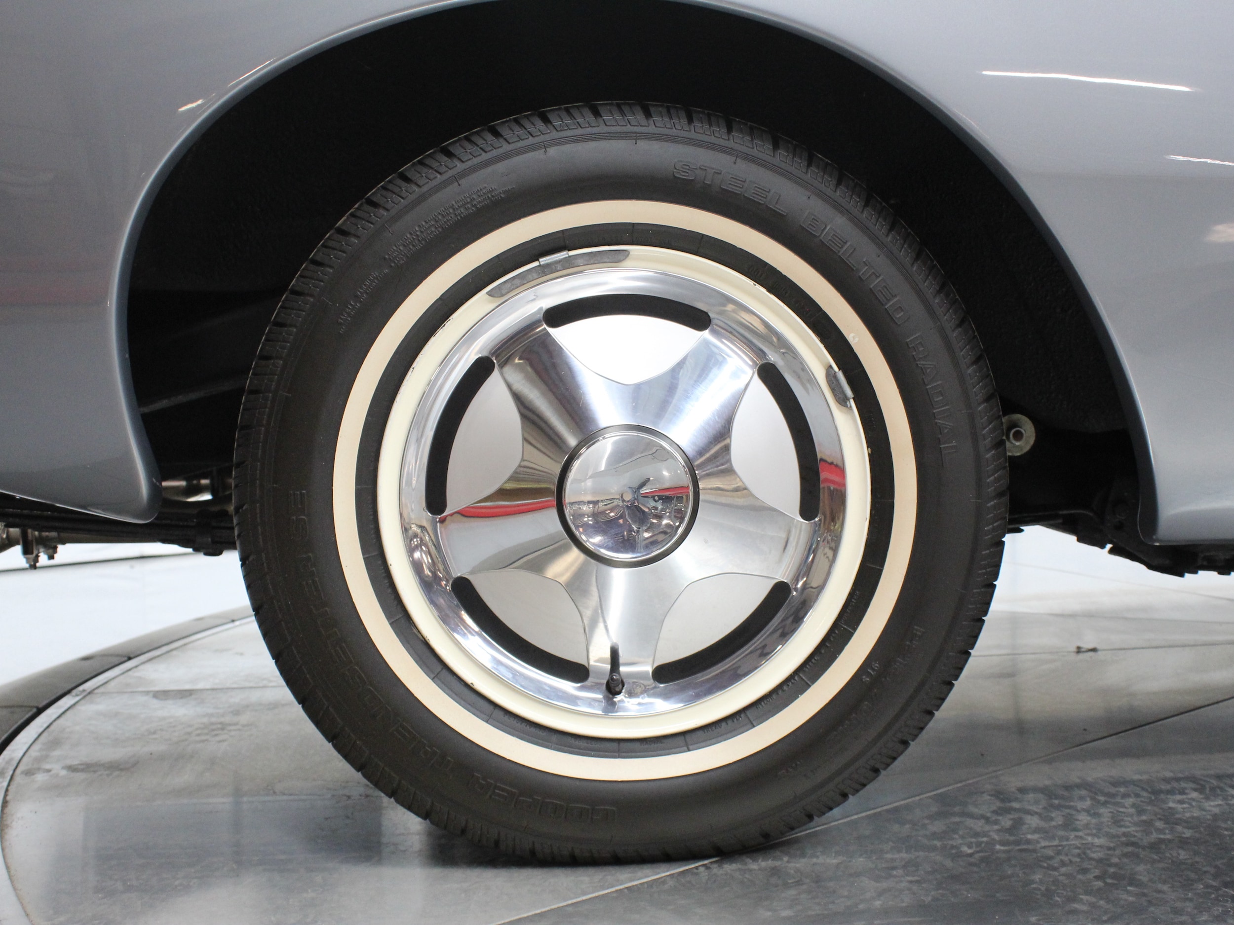 1964 Studebaker Avanti 27