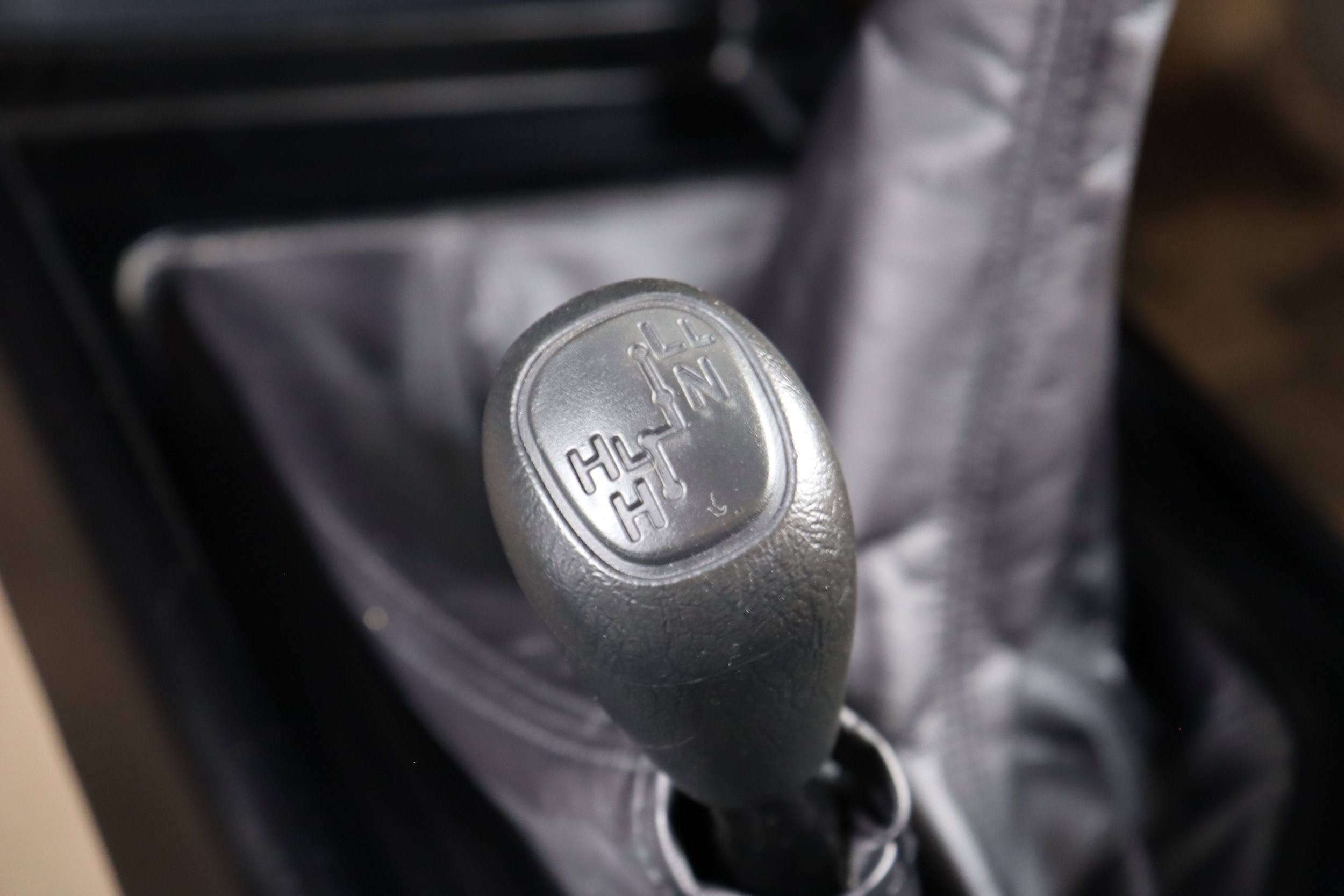 1999 Toyota Land Cruiser Prado 18