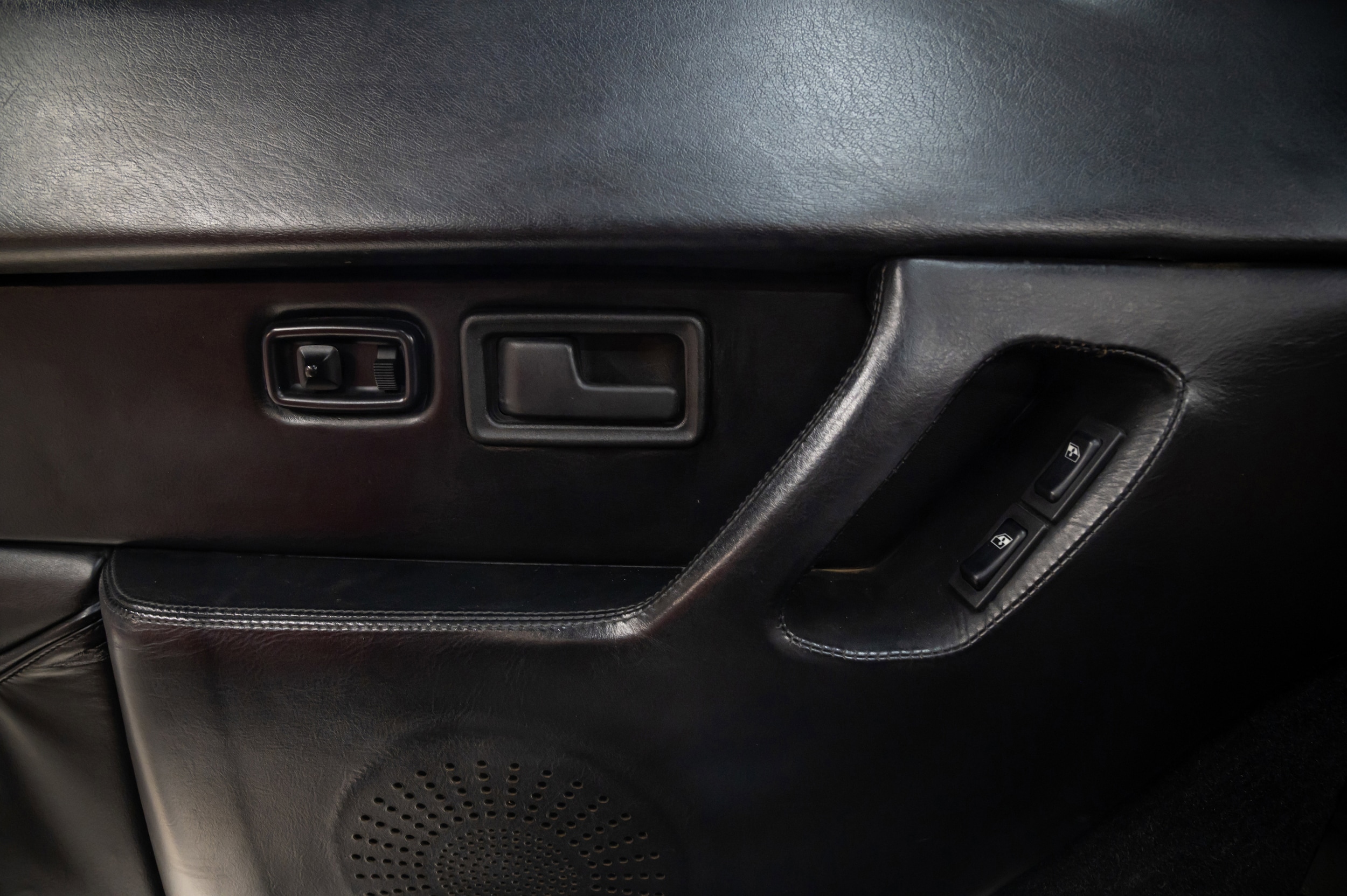 1991 Ferrari Mondial 153