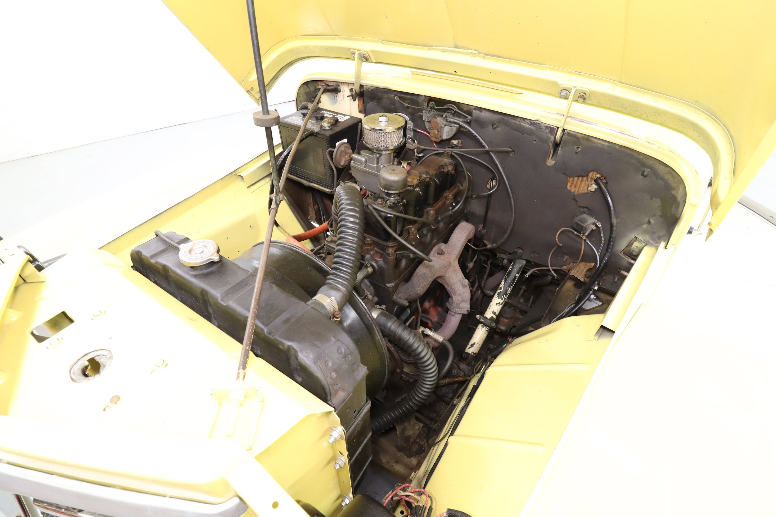 1950 Willys Jeepster 28