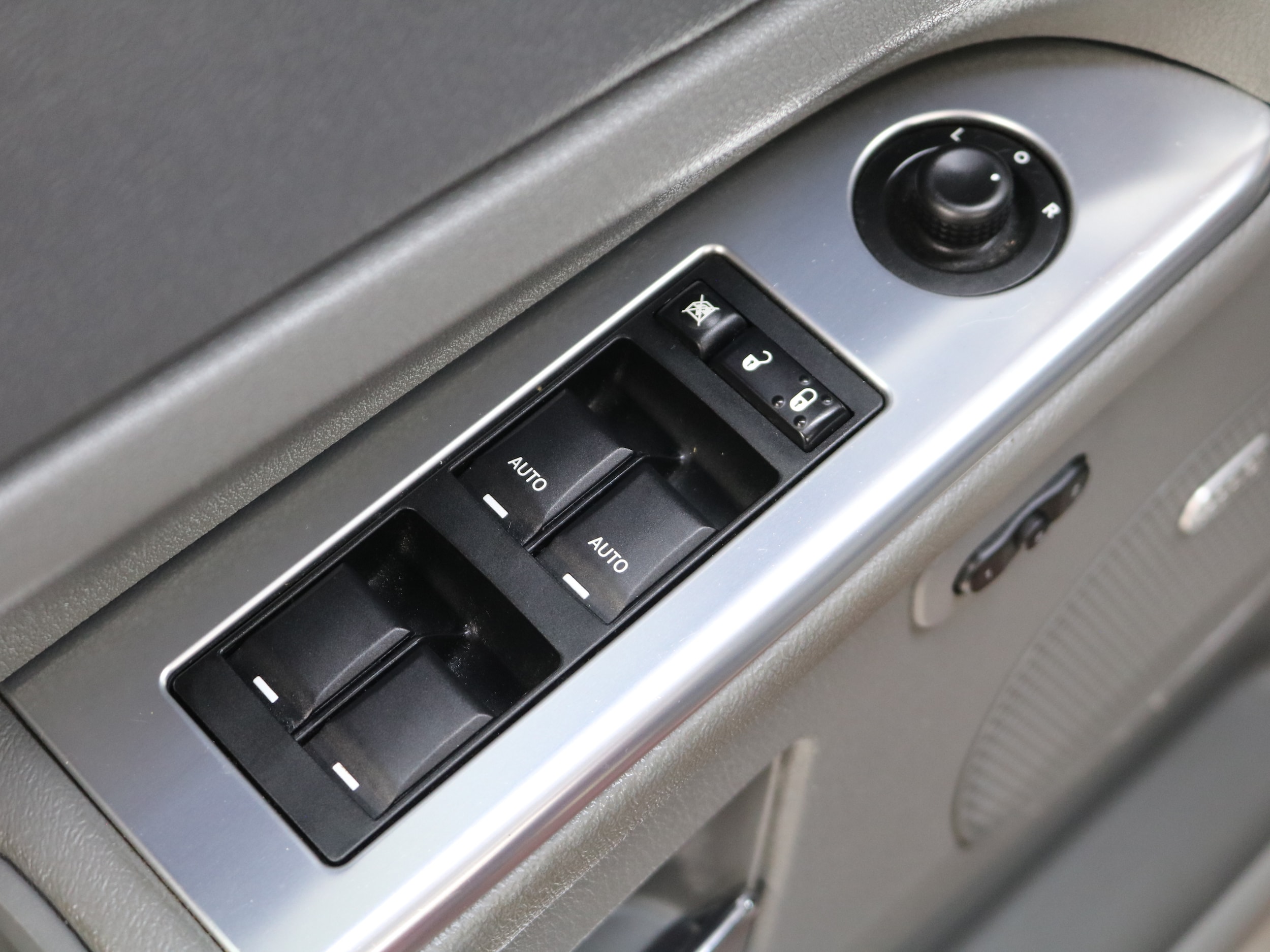 2007 Jeep Grand Cherokee 56