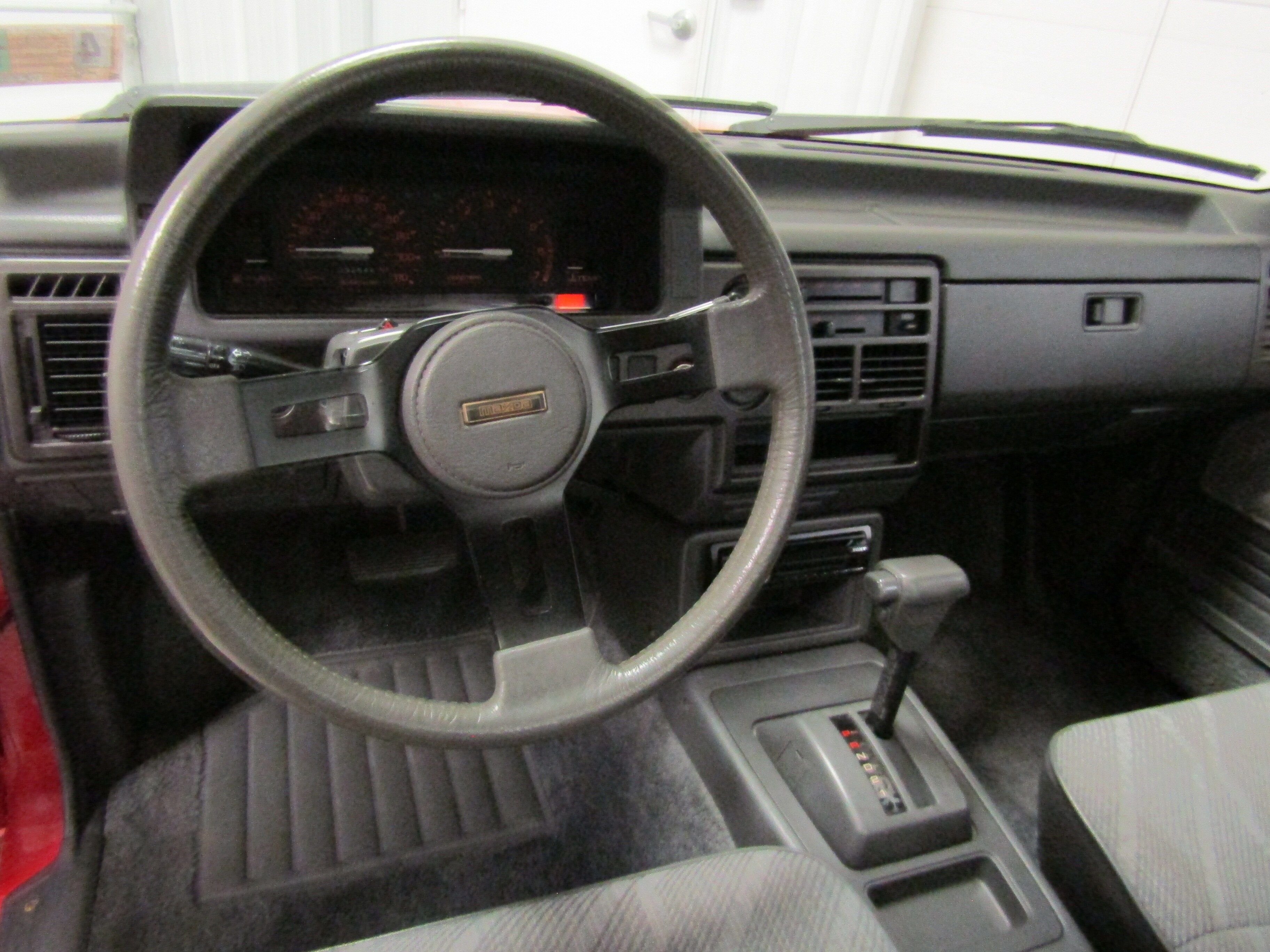 1991 Mazda B2600I 13