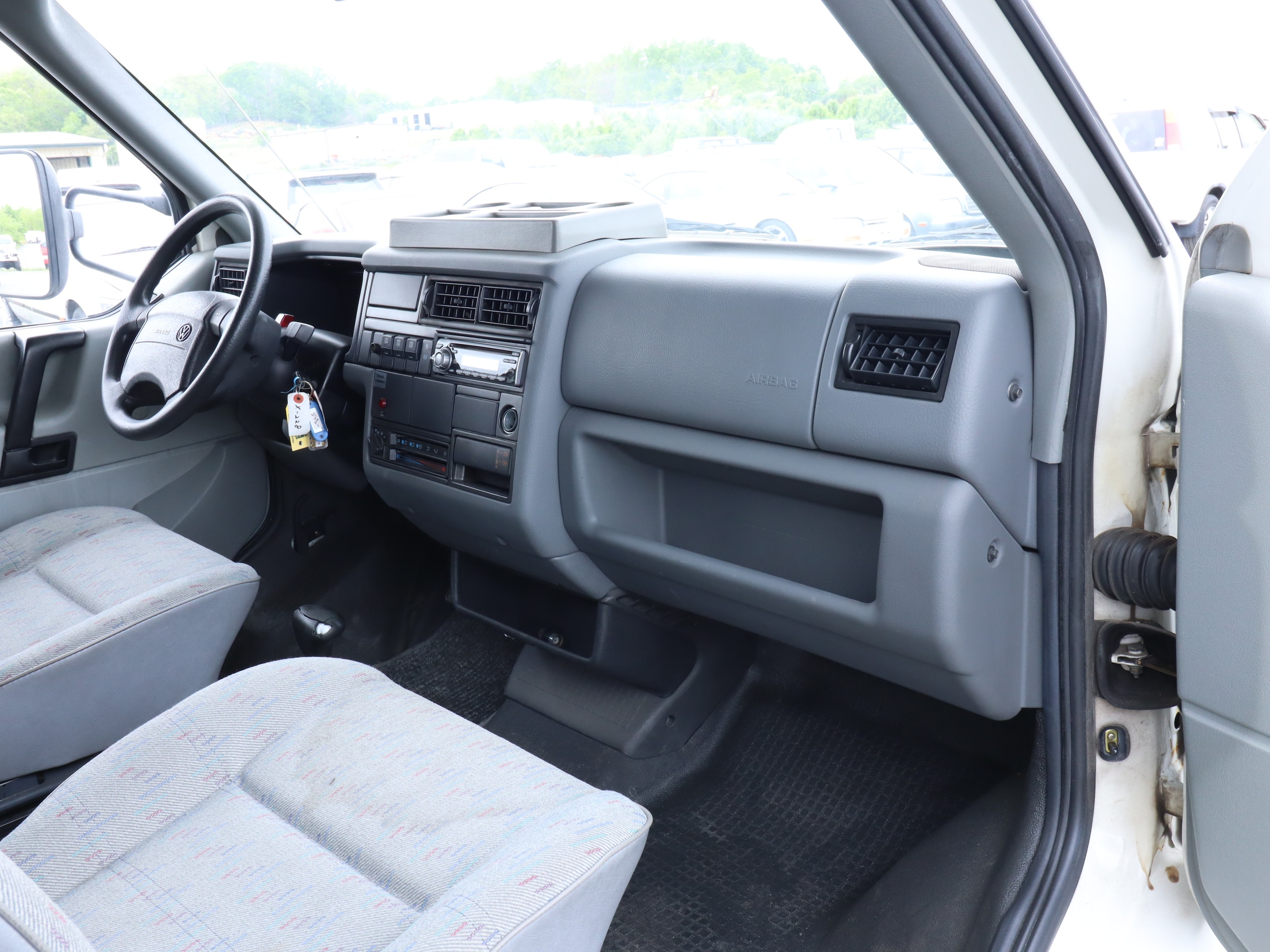 1995 Volkswagen Eurovan 11