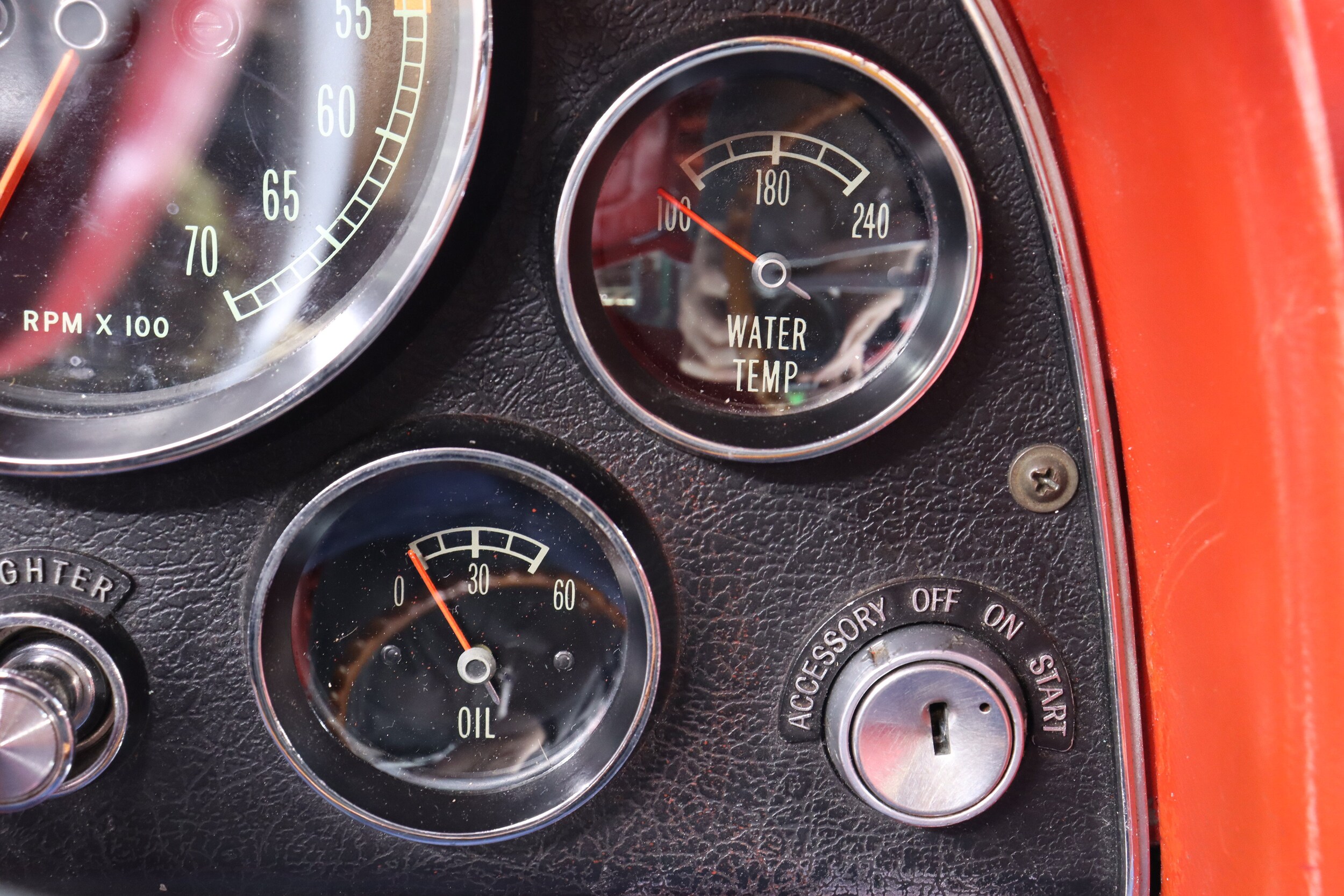 1965 Chevrolet Corvette 137