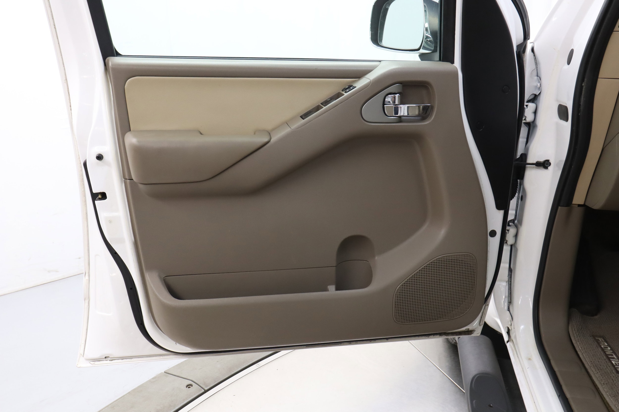 2011 Nissan Frontier 24