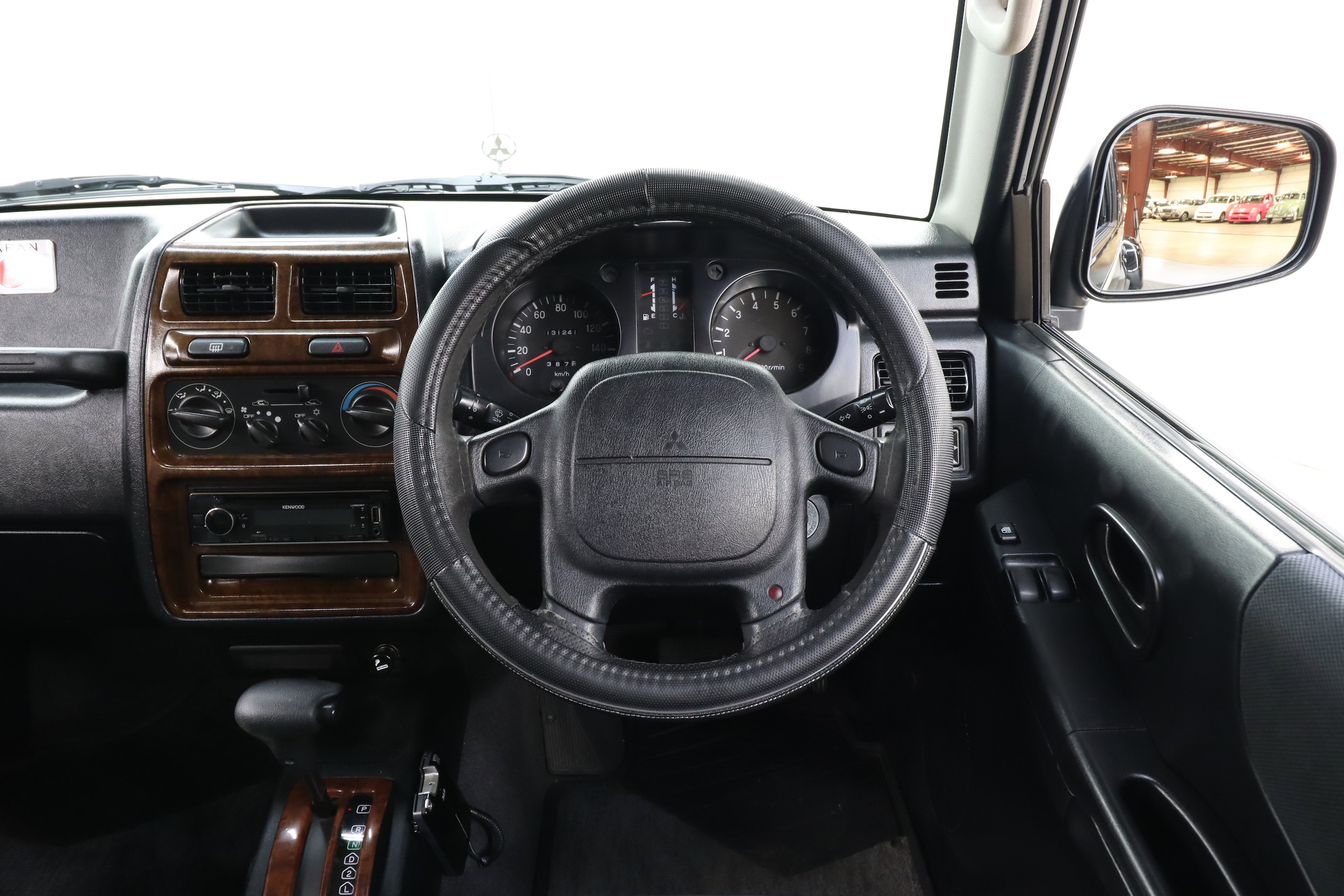 1998 Mitsubishi Pajero Jr 13