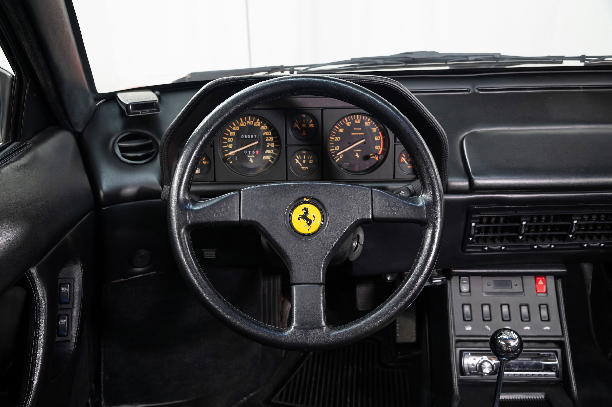 1991 Ferrari Mondial 122