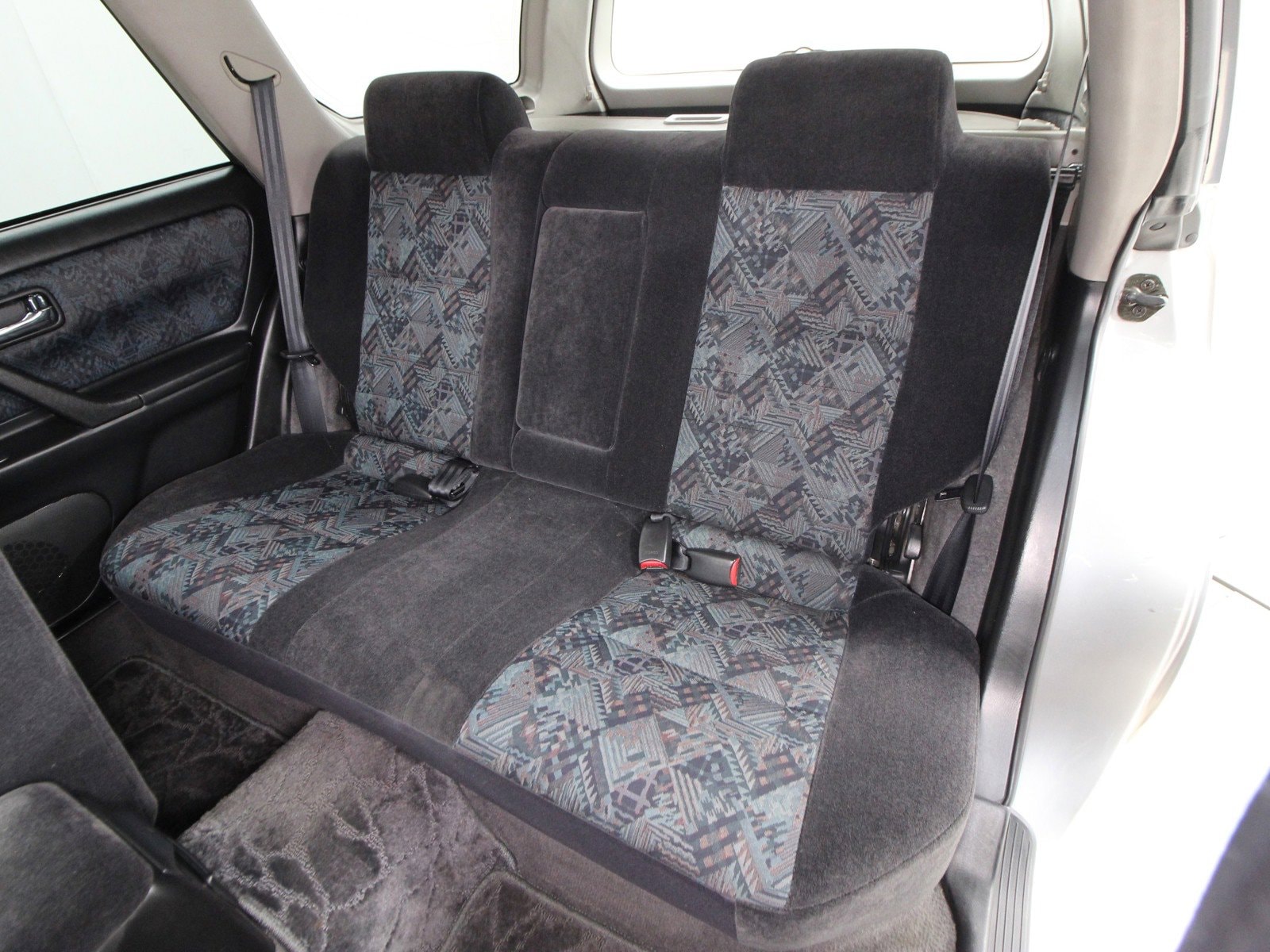 1996 Nissan Stagea 18