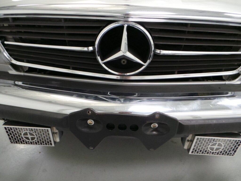 1982 Mercedes-Benz 380 SL 49