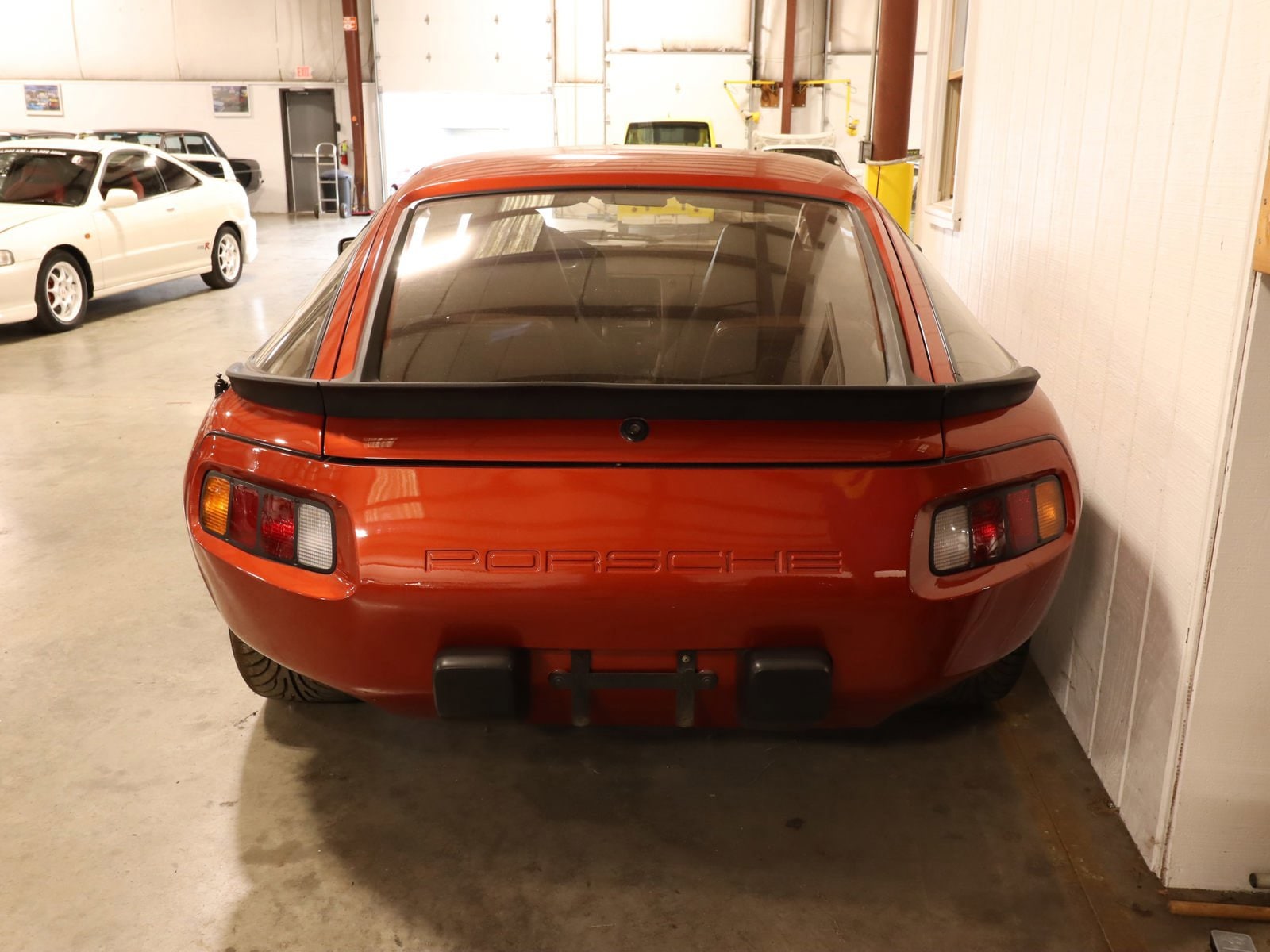 1982 Porsche 928 5