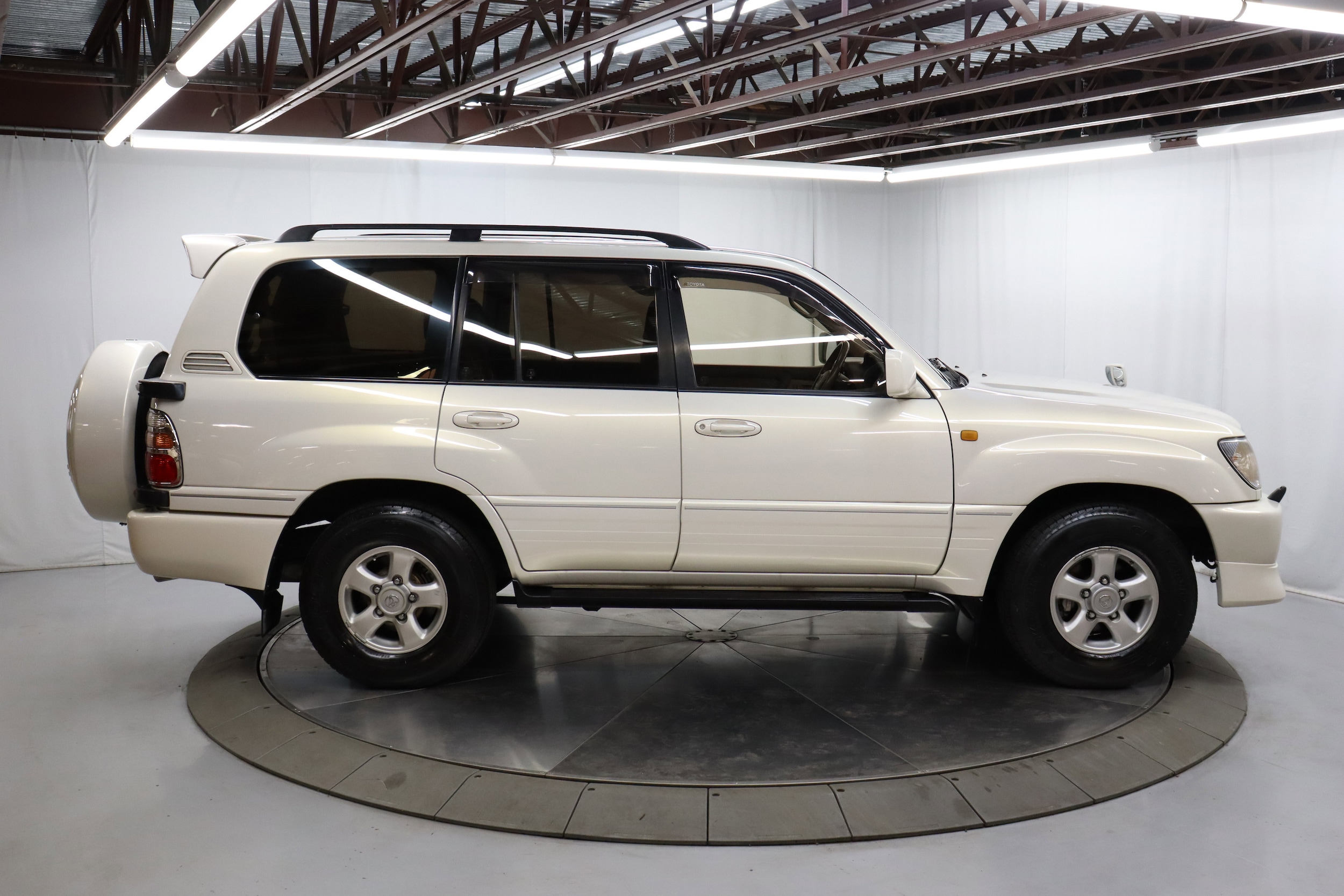 1998 Toyota Land Cruiser 10