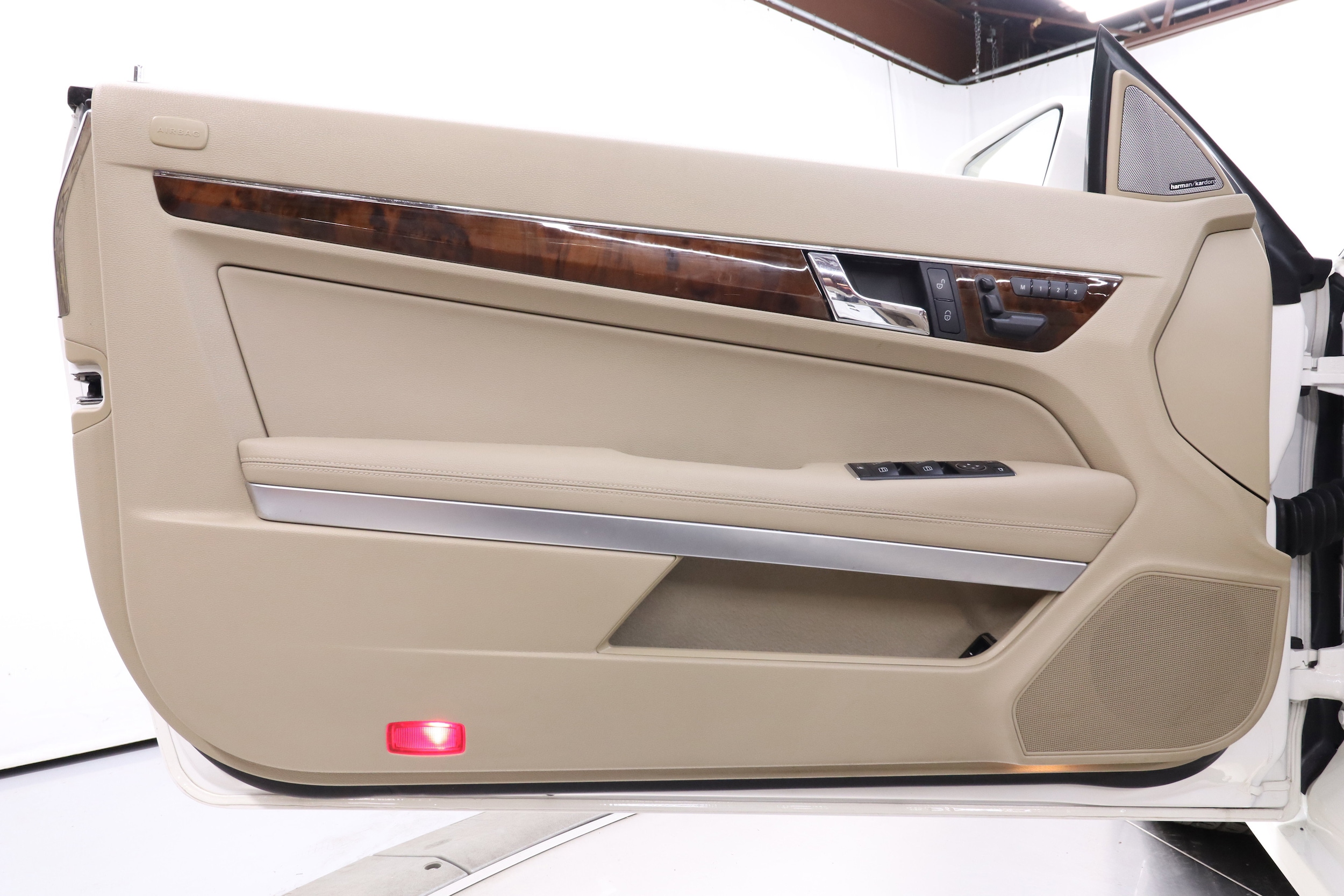 2012 Mercedes-Benz E350 33