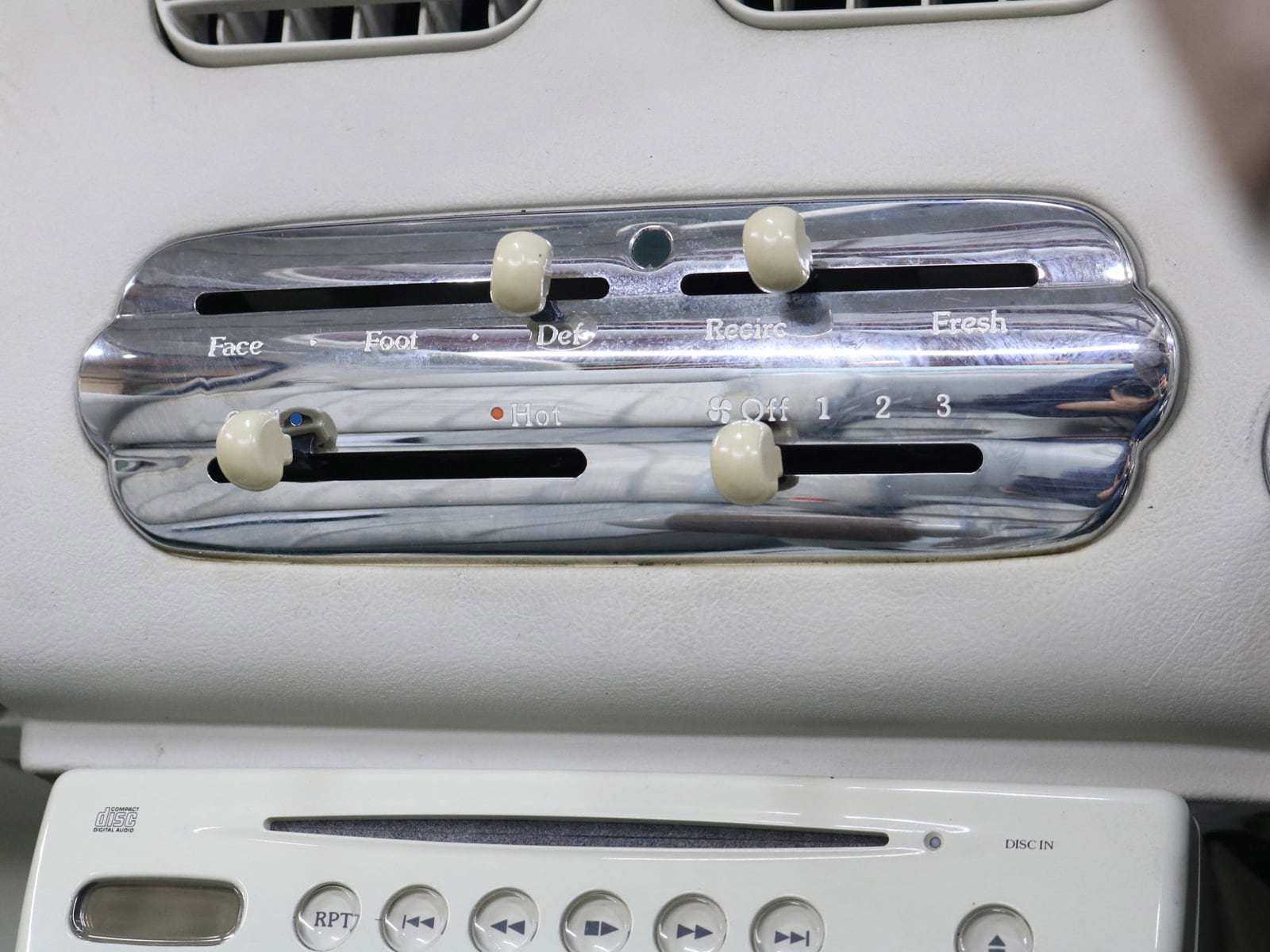 1991 Nissan Figaro 12