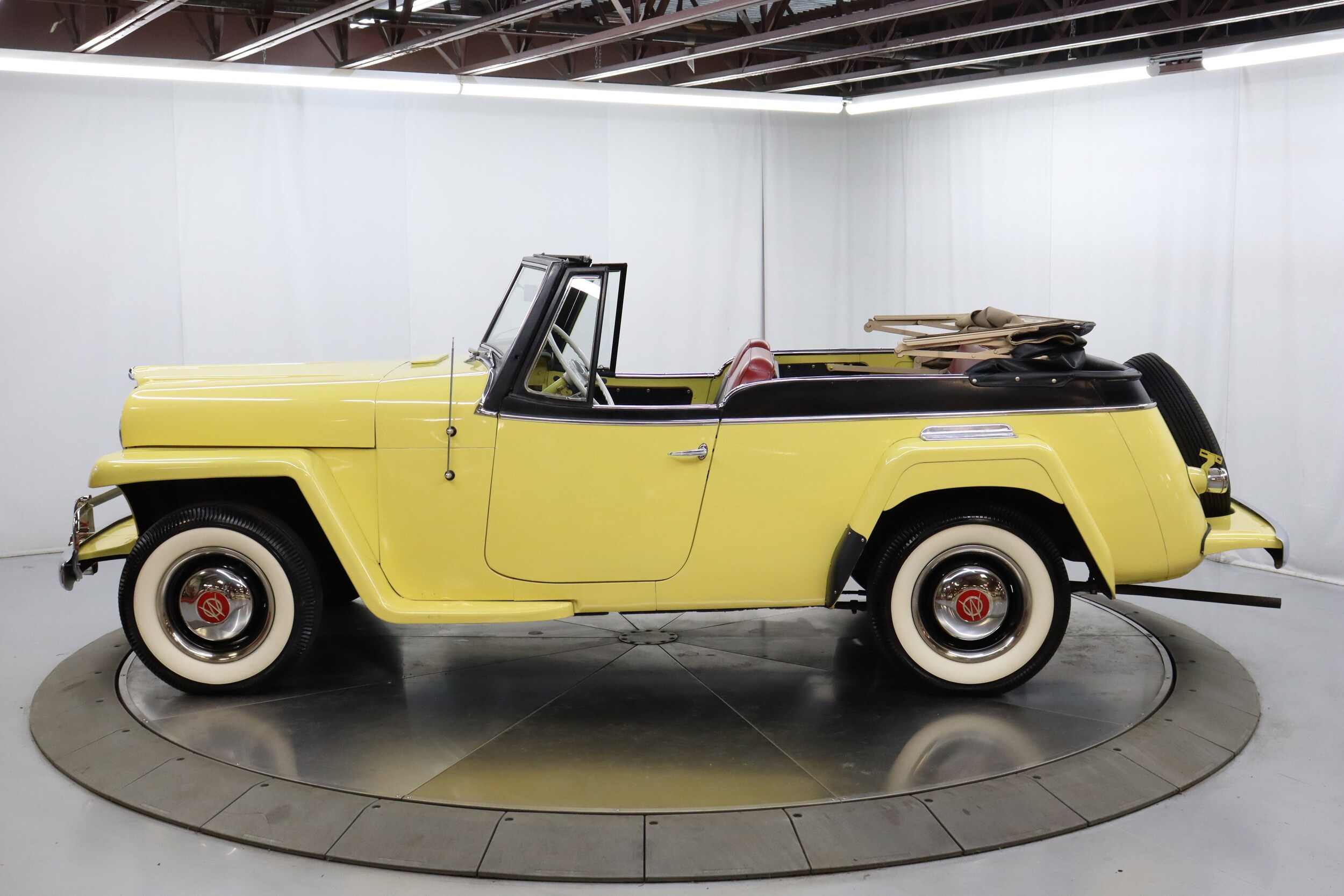 1950 Willys Jeepster 59