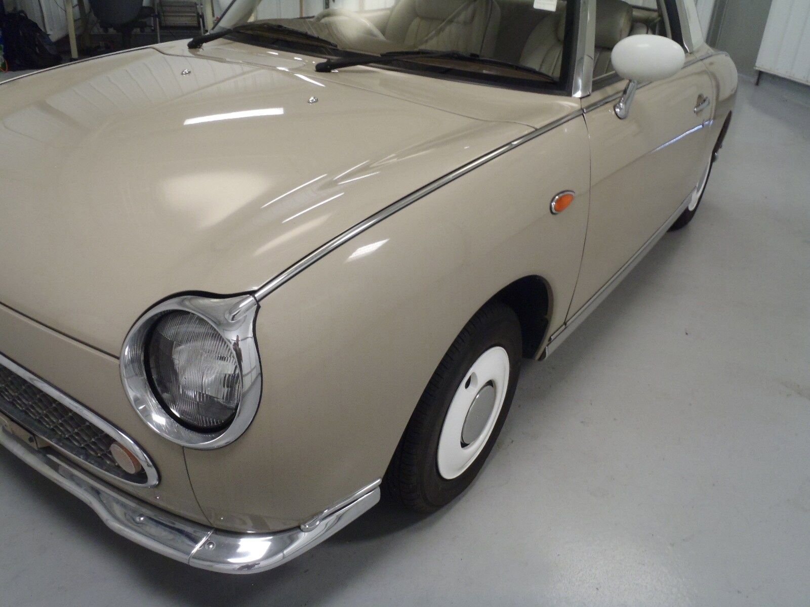 1991 Nissan Figaro 28