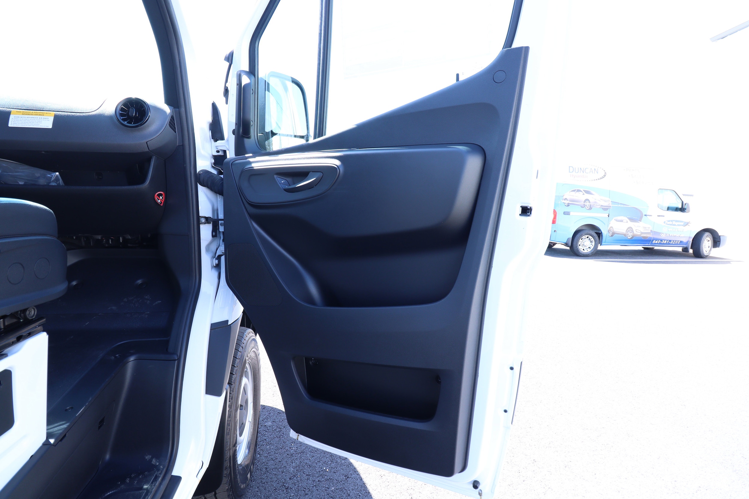2025 Mercedes-Benz Sprinter 2500 19