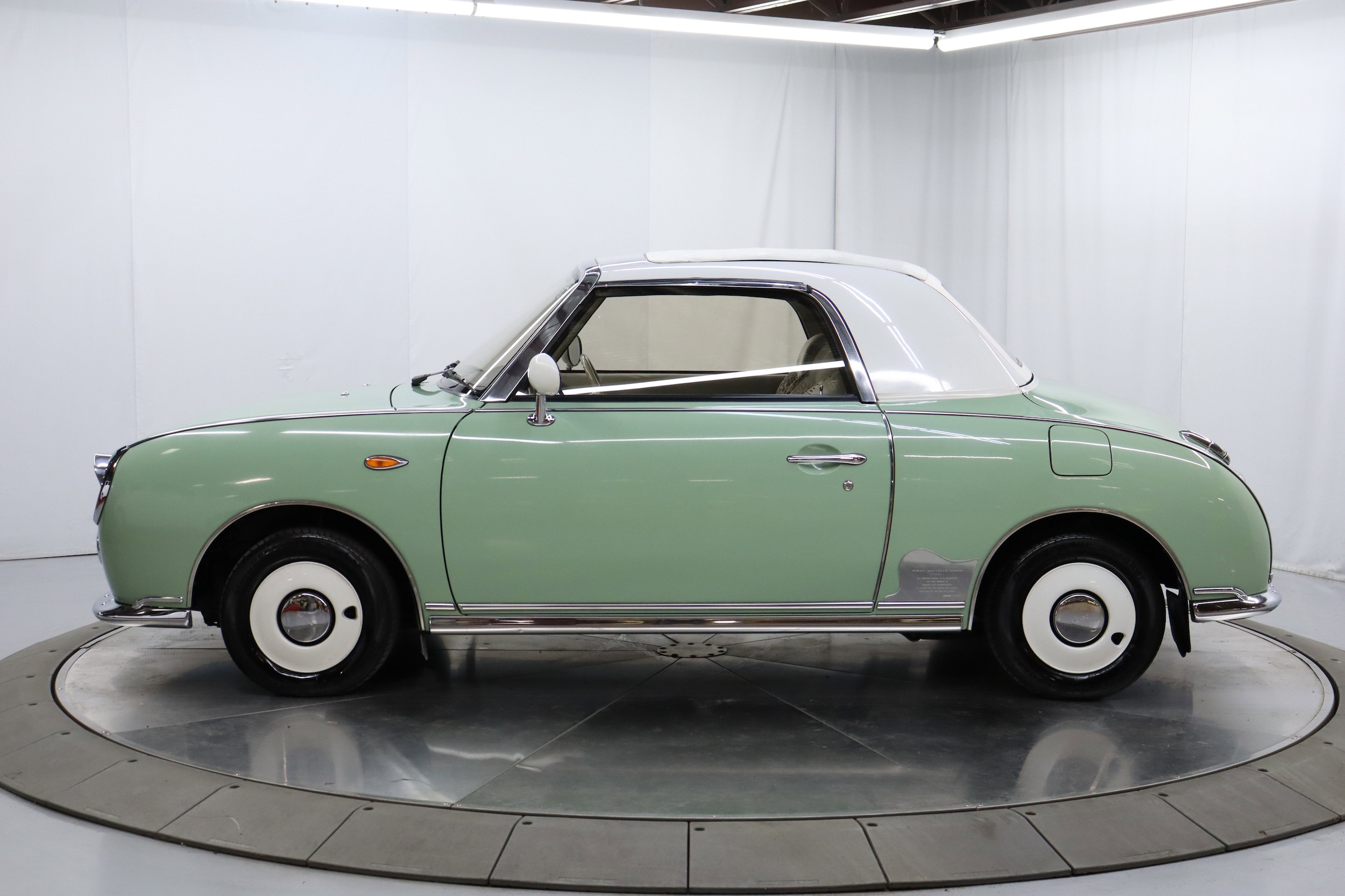 1991 Nissan Figaro 4