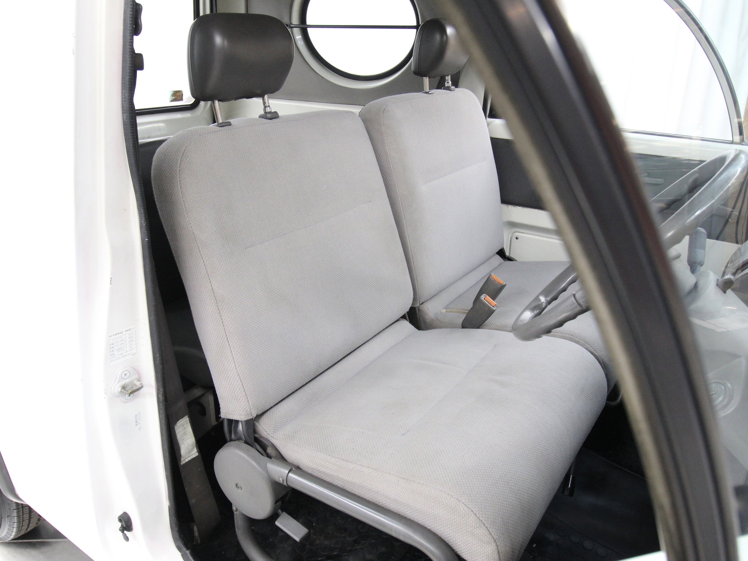 1989 Nissan S-Cargo 17