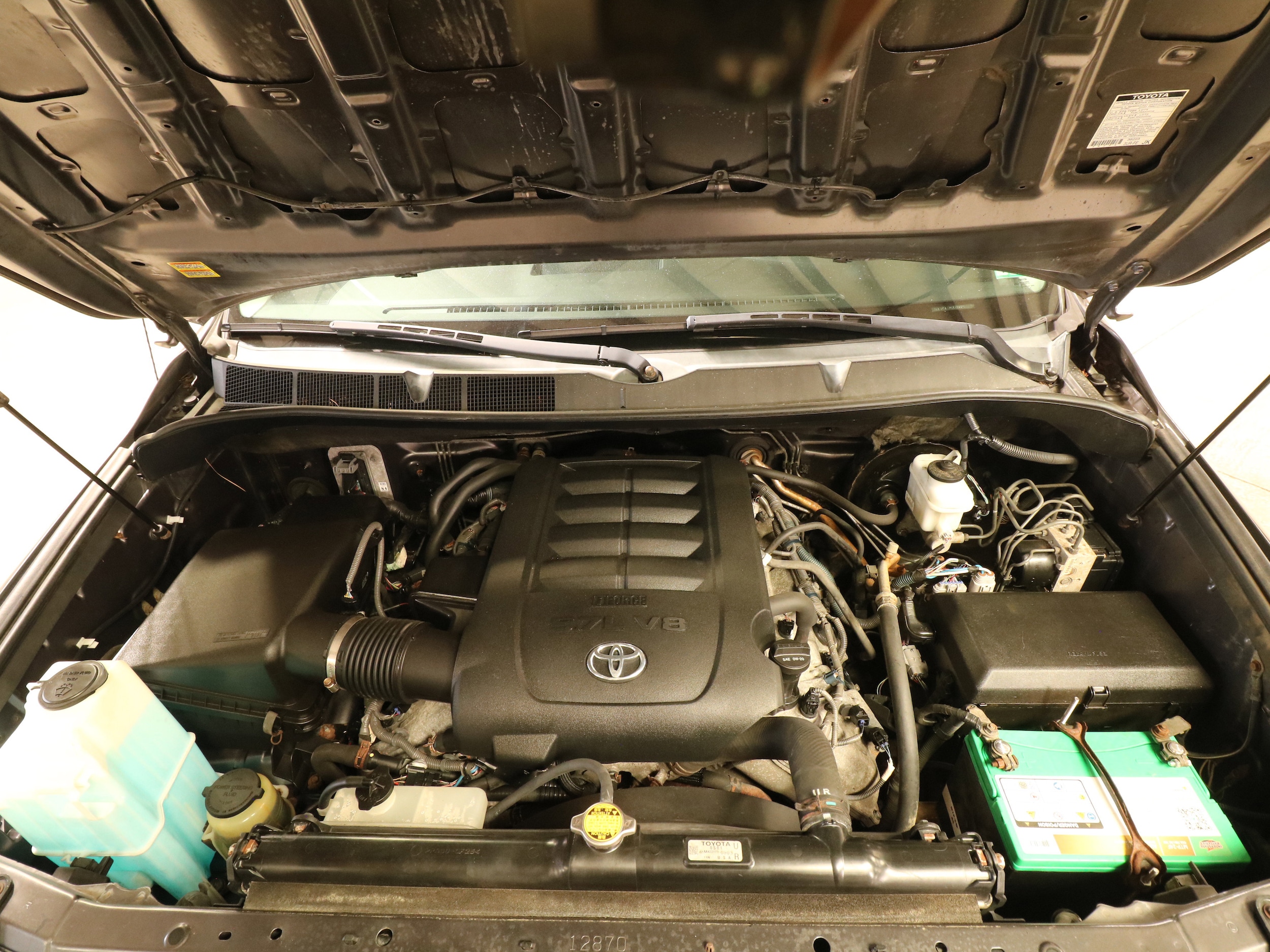 2012 Toyota Tundra 4WD Truck 26