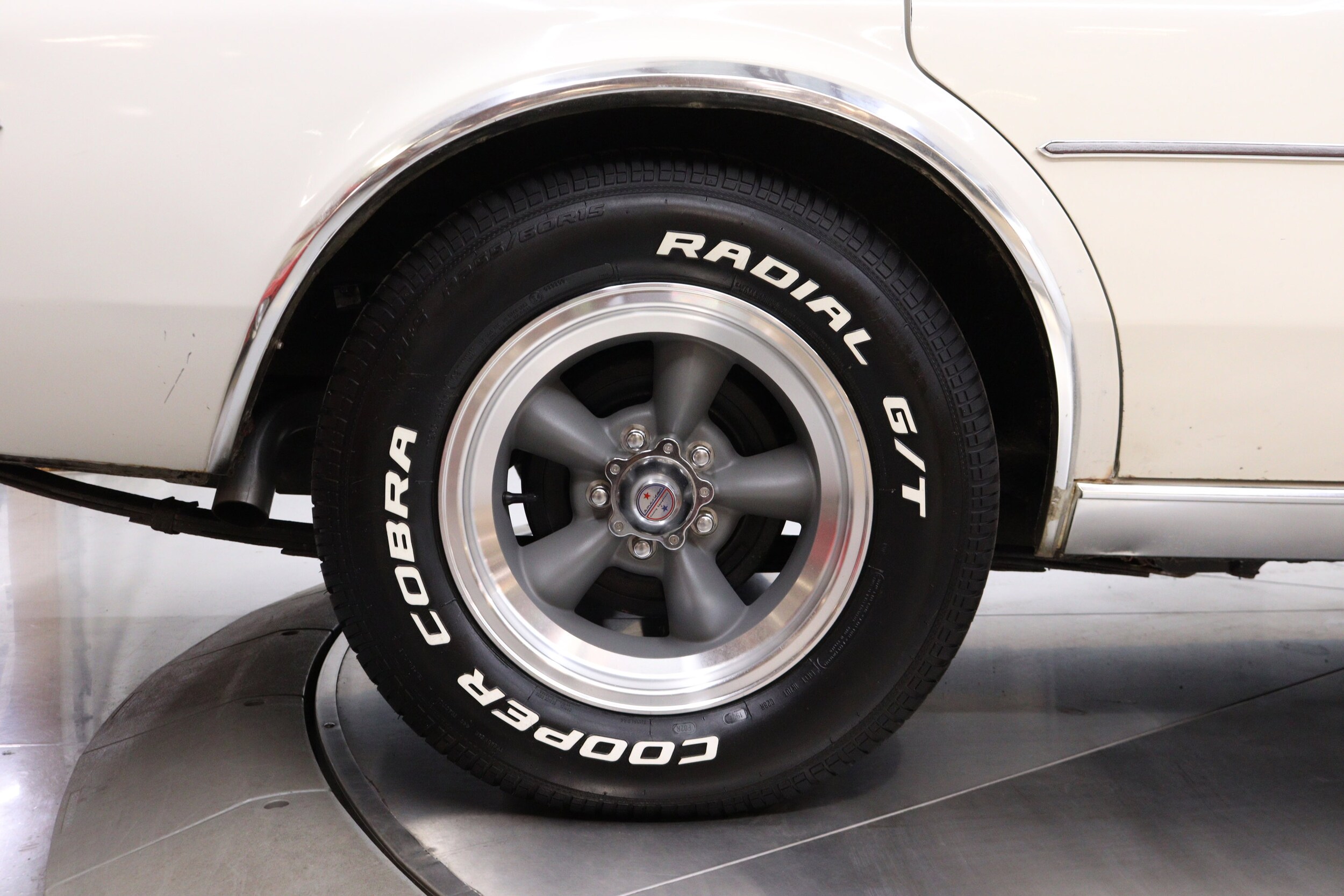 1980 Chrysler Lebaron 32