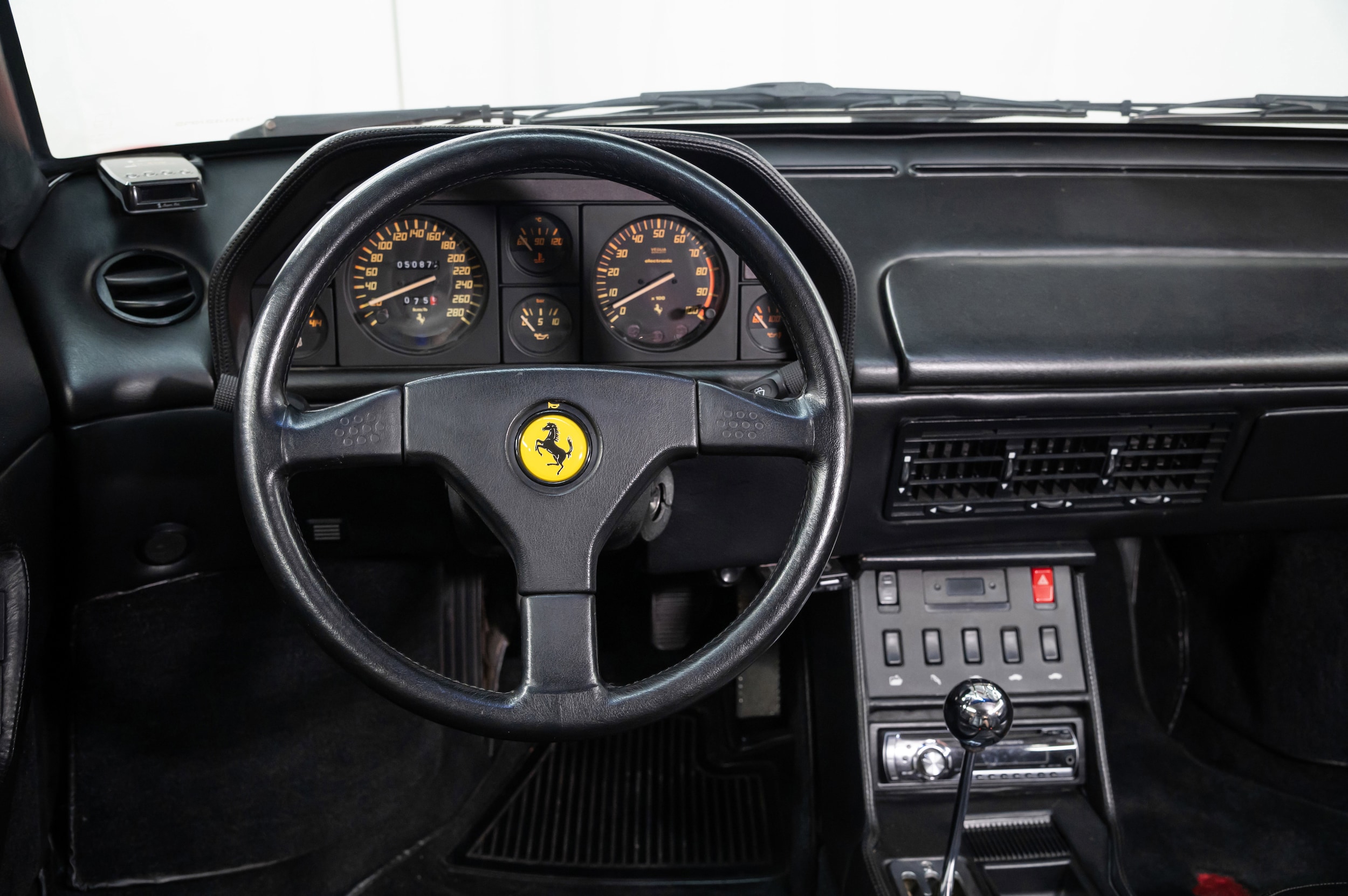 1991 Ferrari Mondial 123