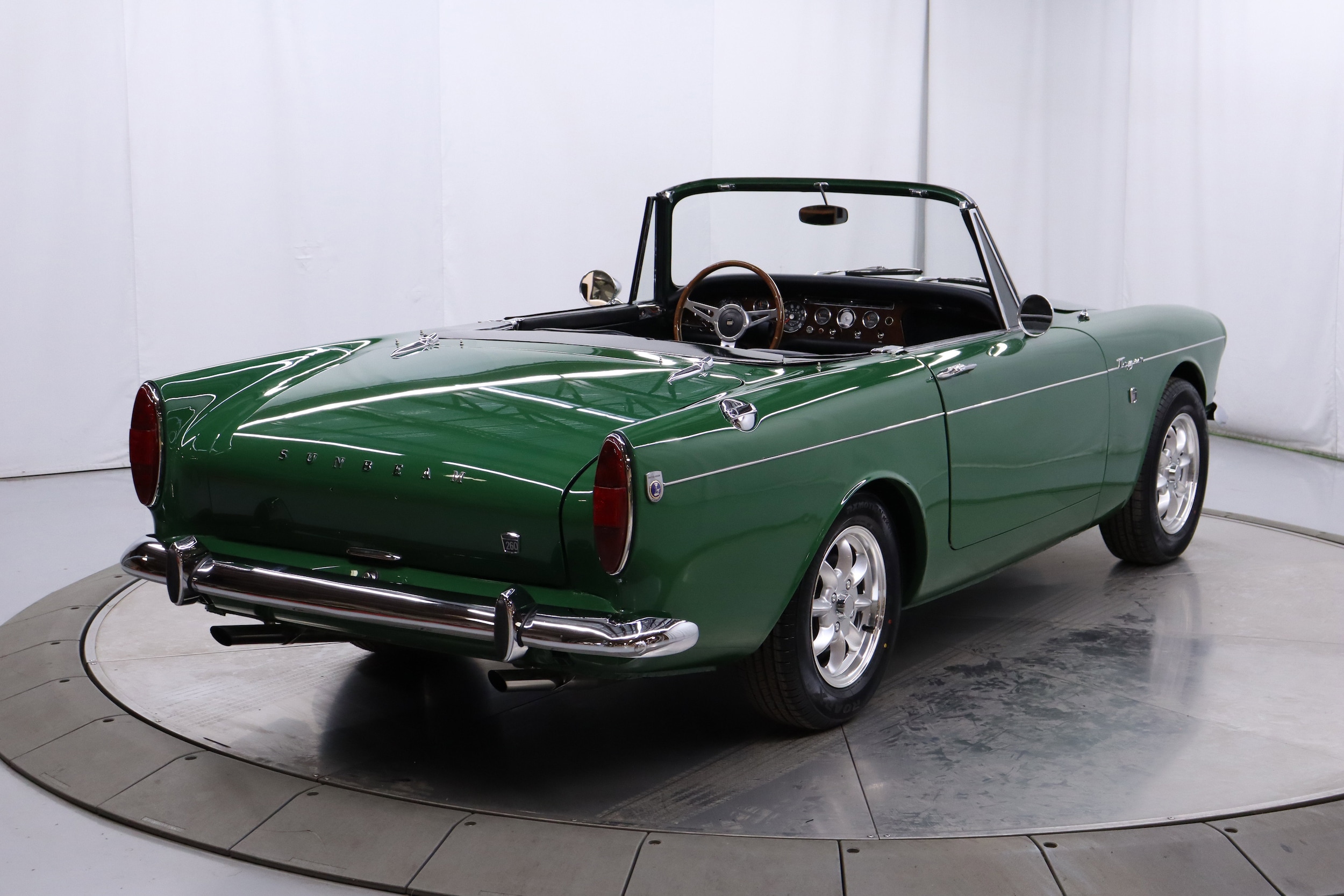 1964 Sunbeam Tiger 17