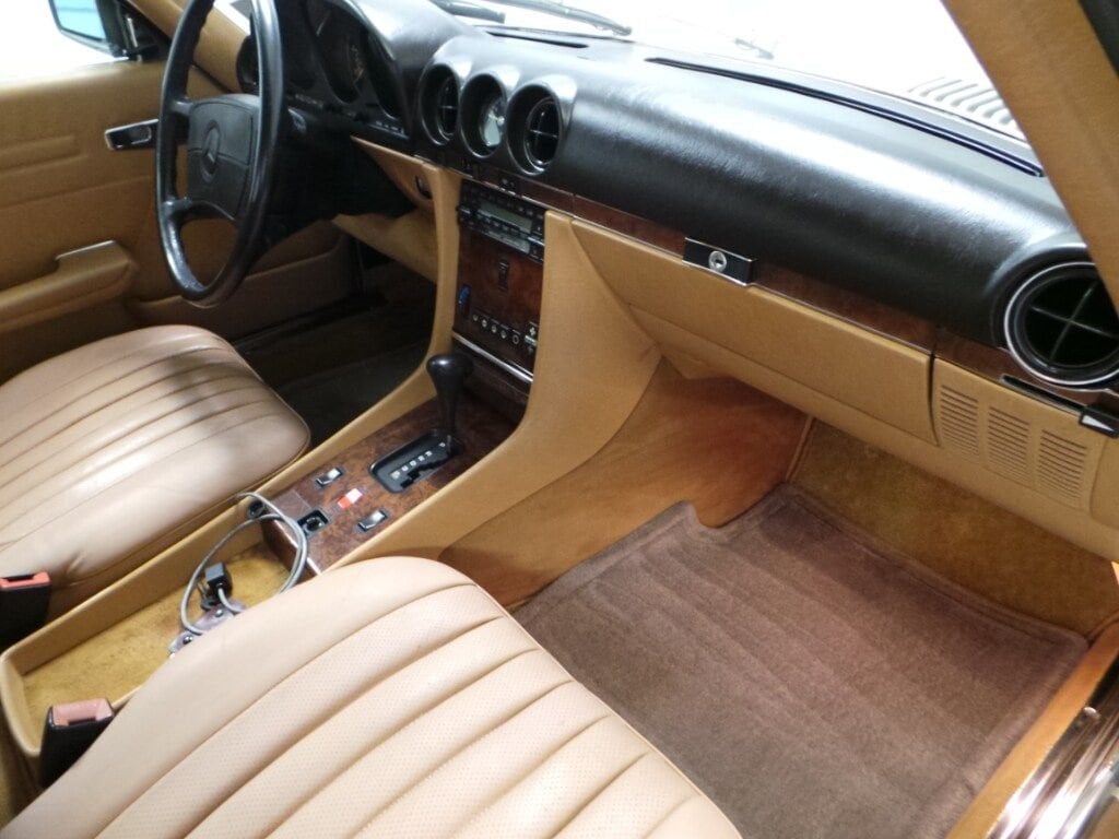1987 Mercedes-Benz 560 10