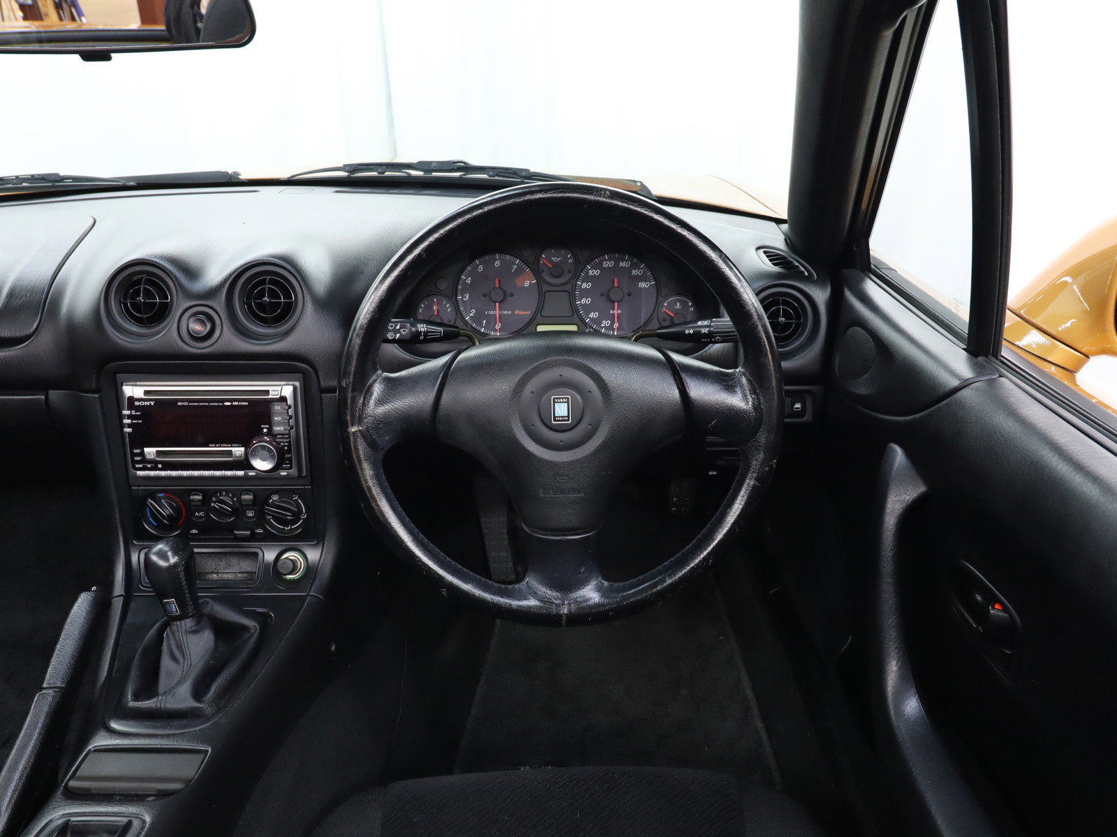 1998 Mazda Eunos Roadster 18