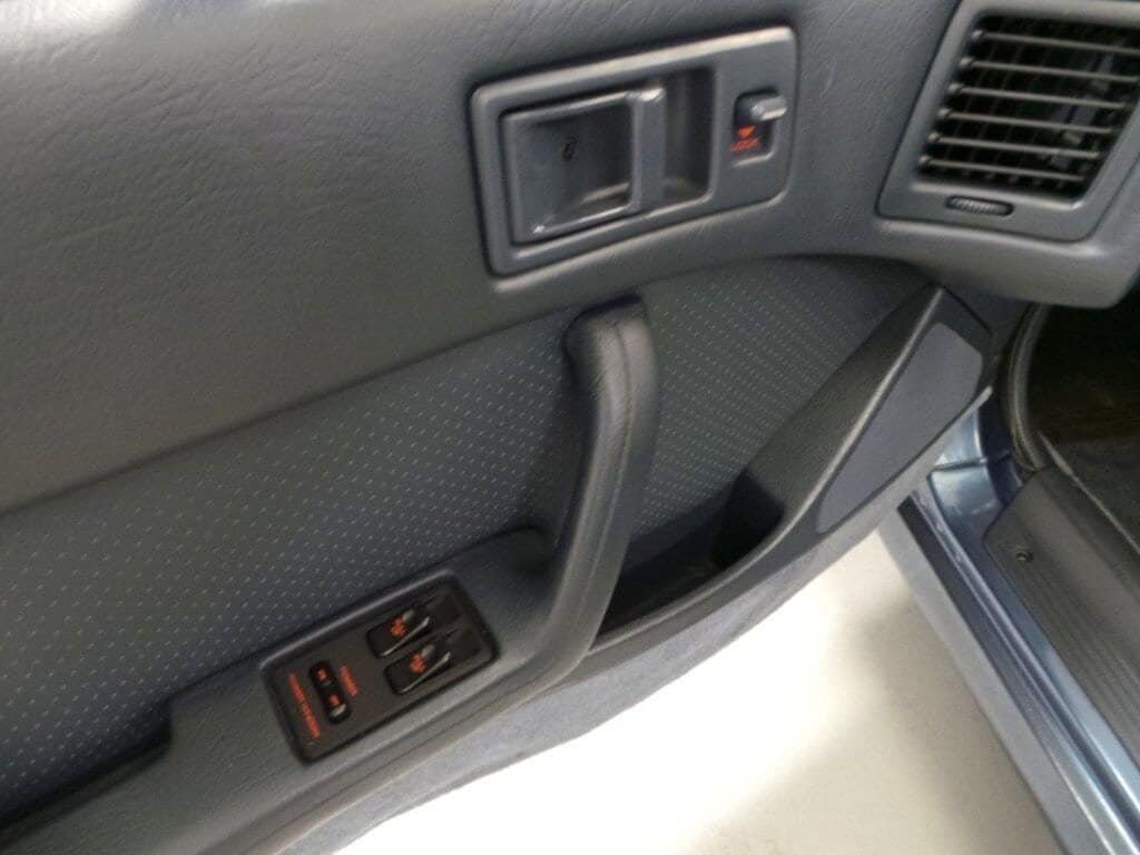 1990 Mazda RX-7 31
