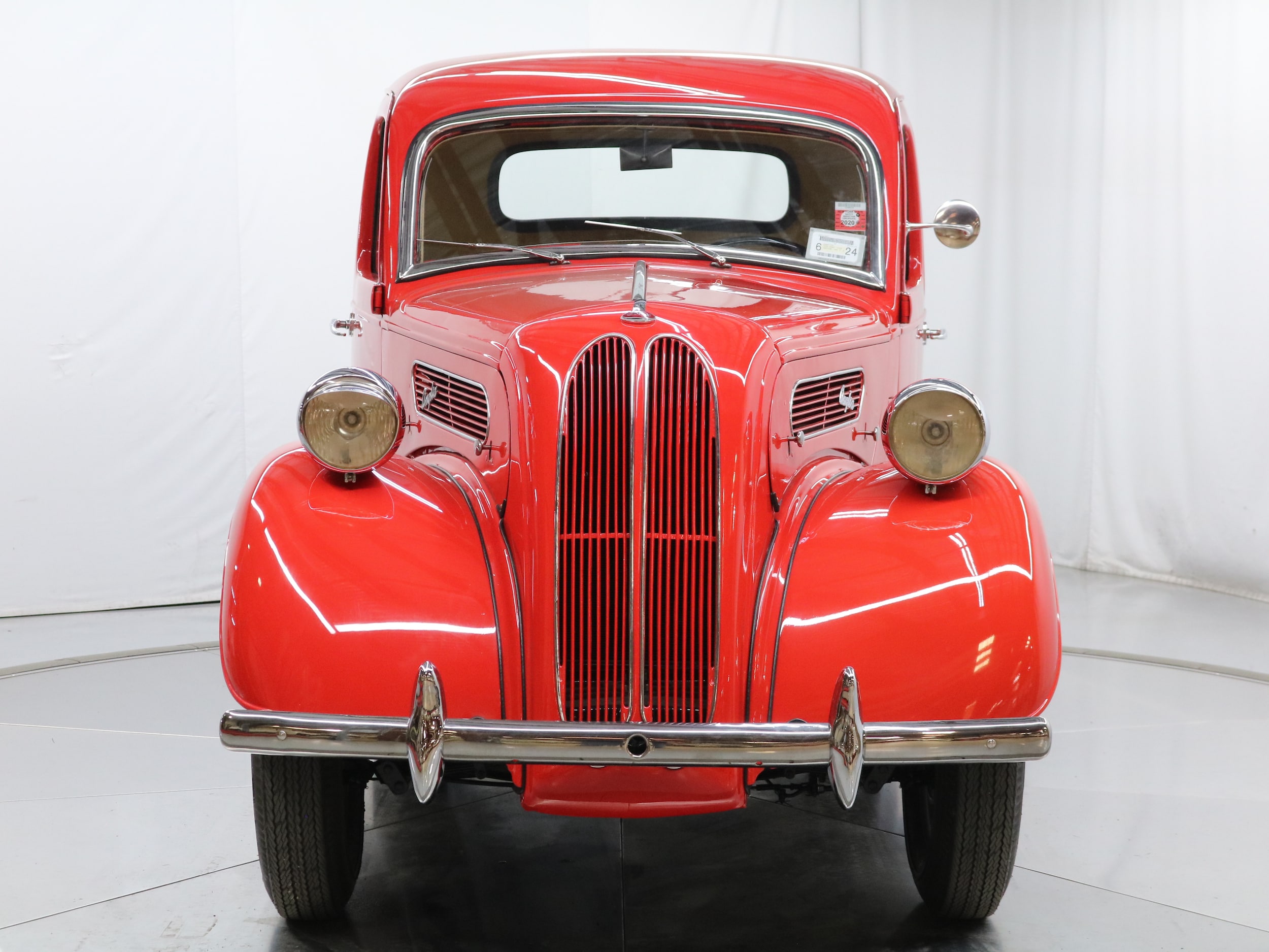 1950 Ford Anglia 3