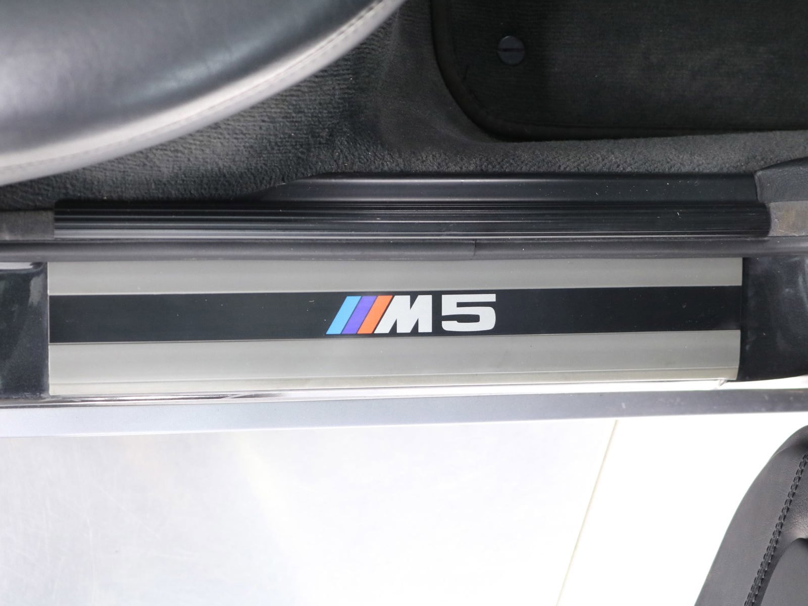 1993 BMW M5 74