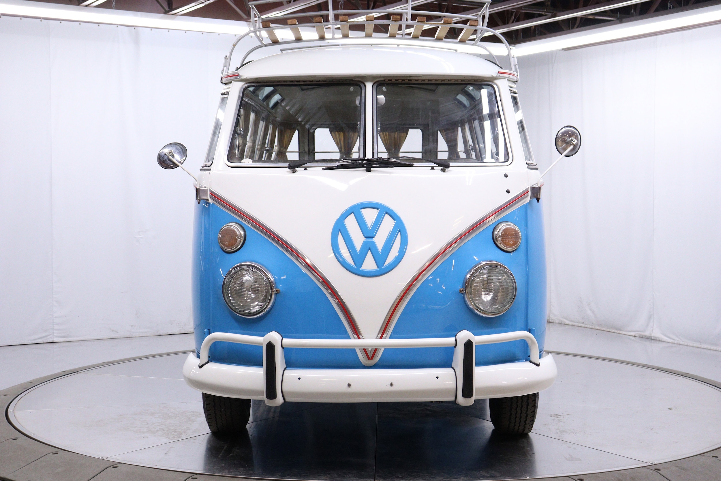 1972 Volkswagen Bus 5