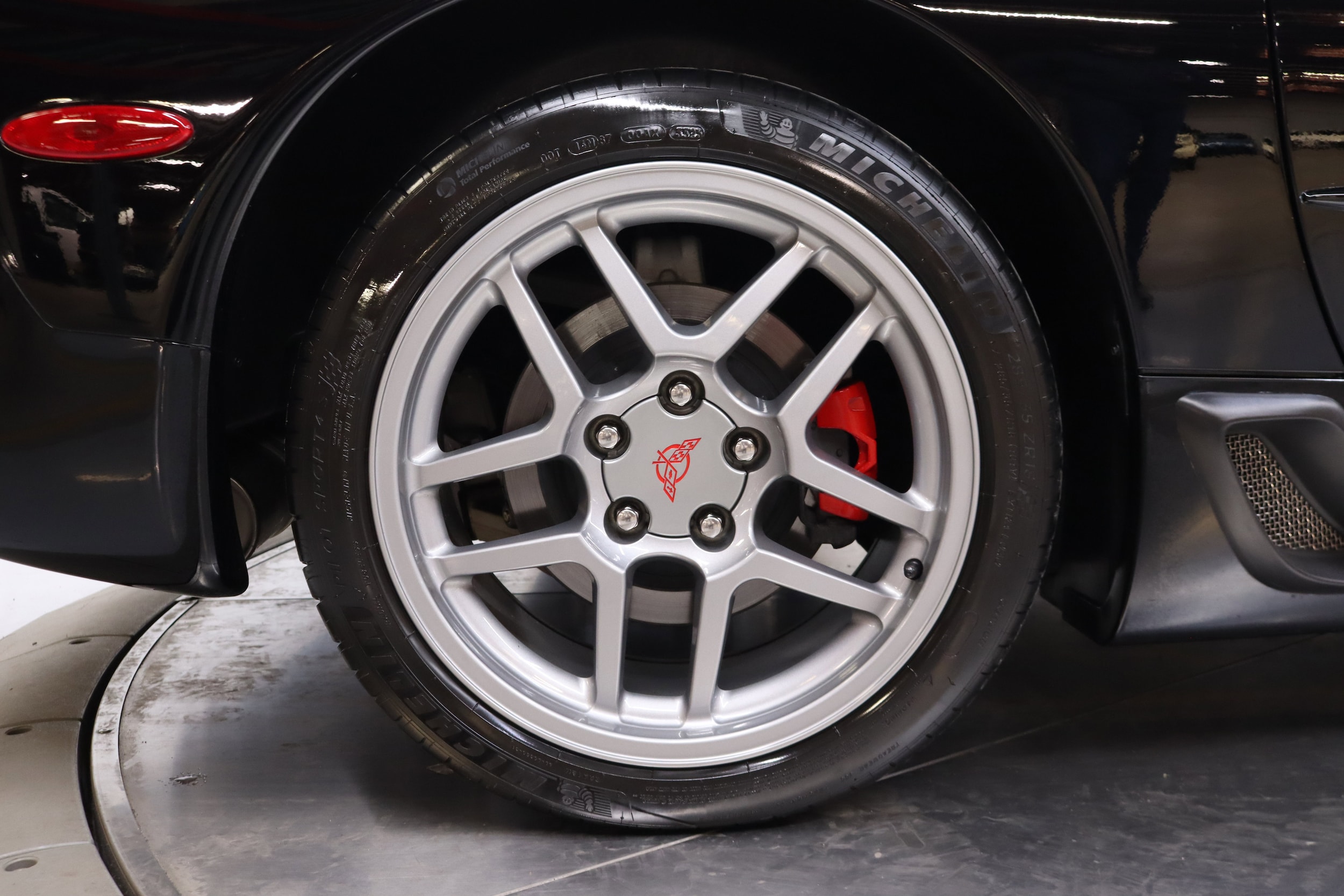 2003 Chevrolet Corvette 29