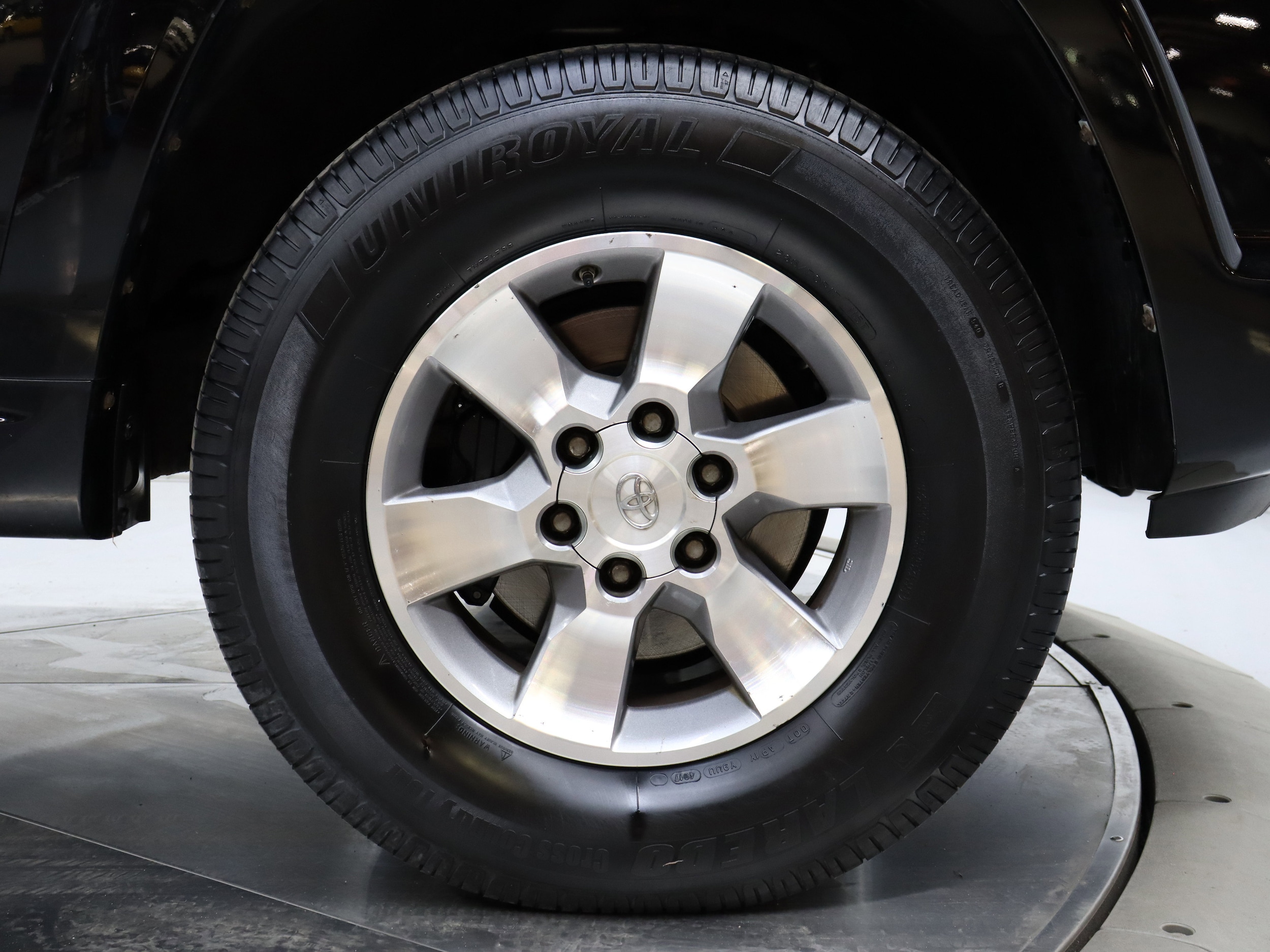 2010 Toyota 4Runner 35