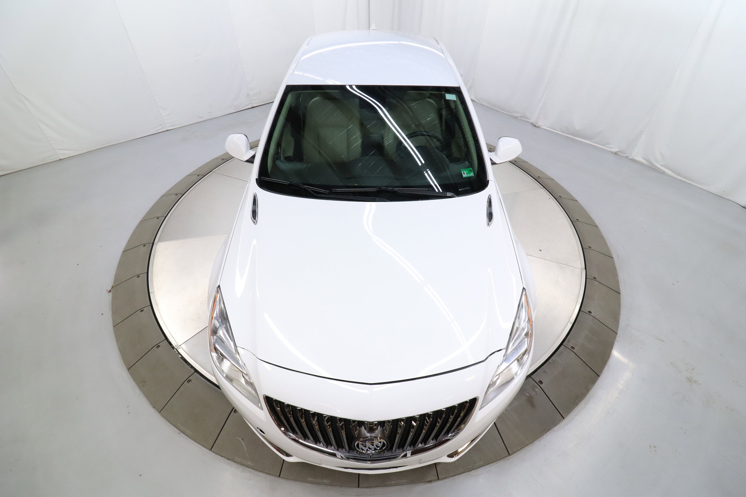 2017 Buick Regal 44