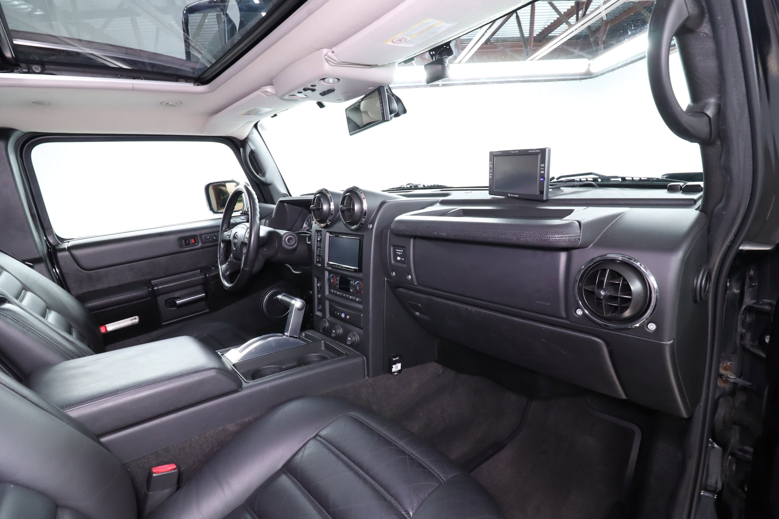 2005 HUMMER H2 17